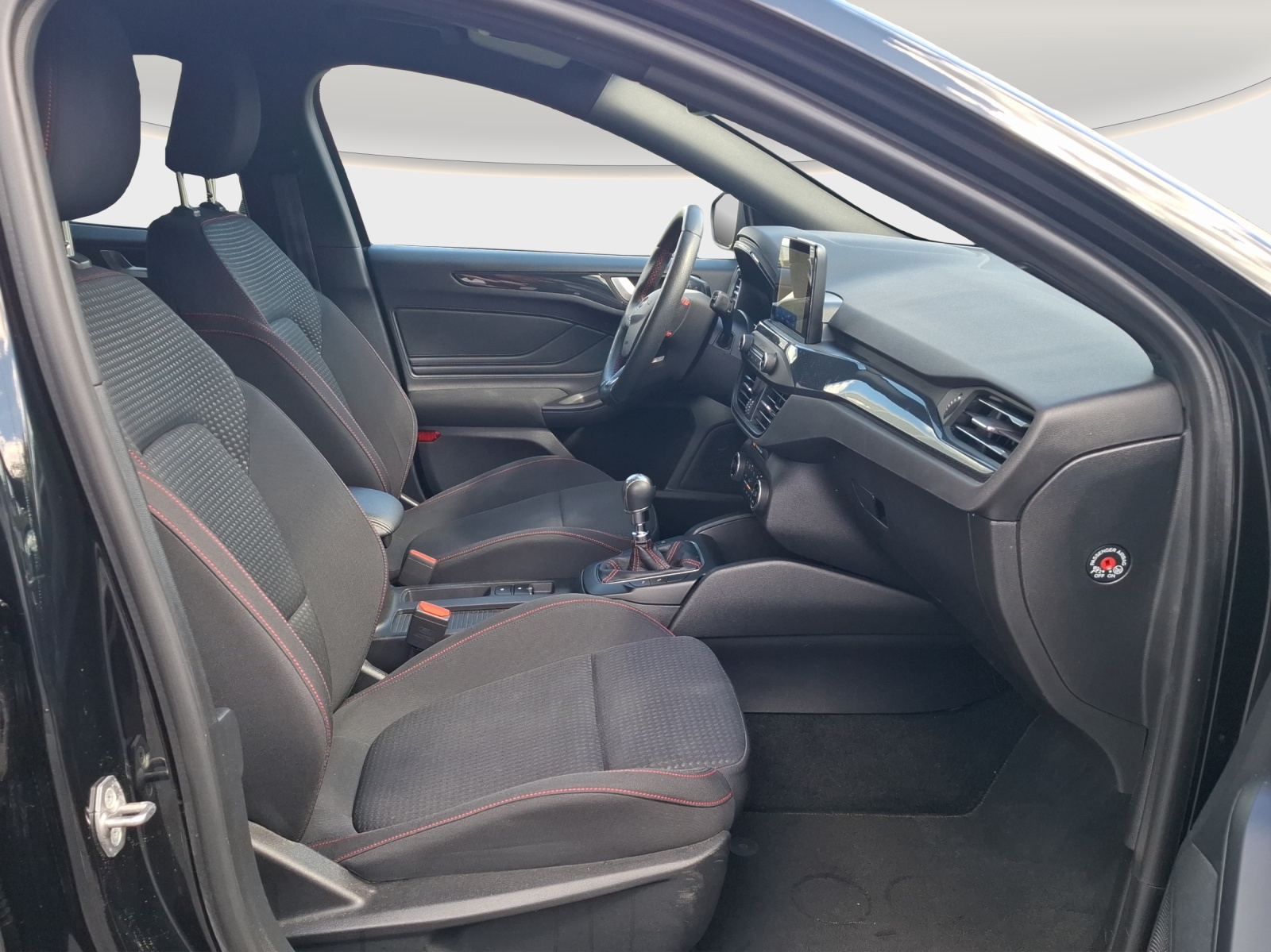FORD Focus 1.0 SCTi ST Line // 8-fach Aluminiumbereift-image-9