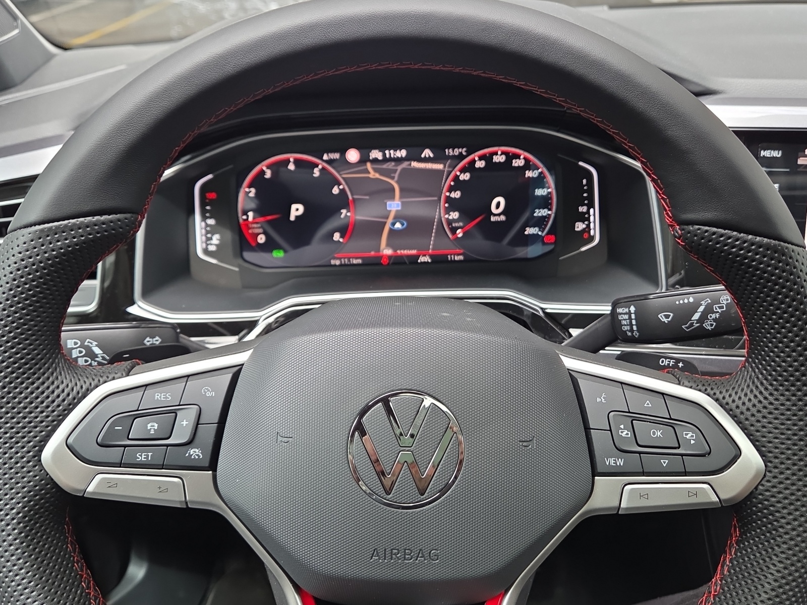 VW Polo 2.0 TSI GTI DSG-image-10
