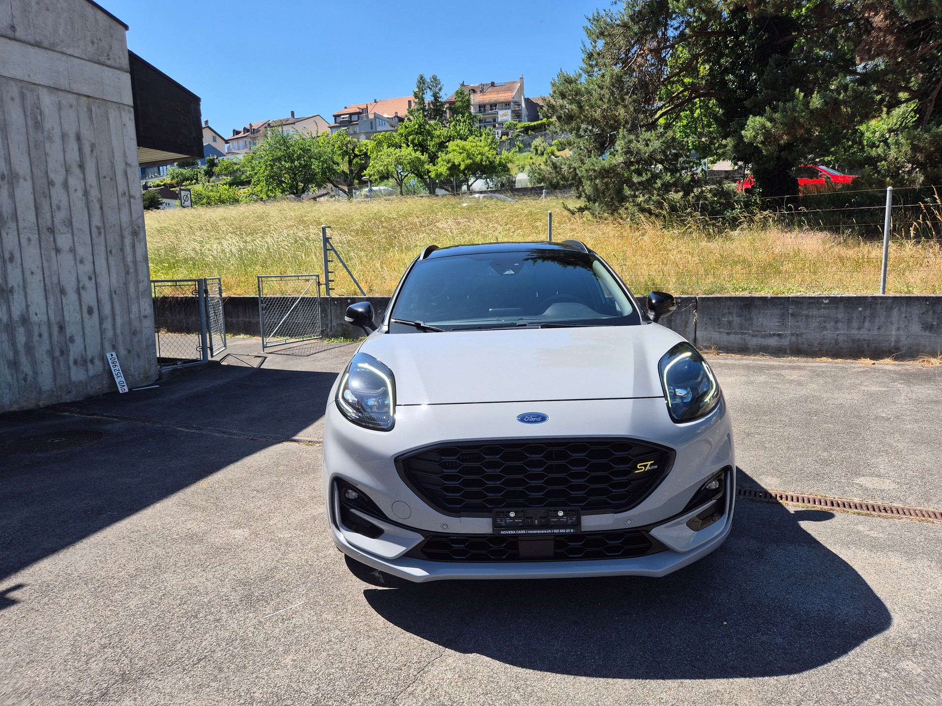 FORD Puma 1.0 MHEV ST-Line X-showroom-element-1