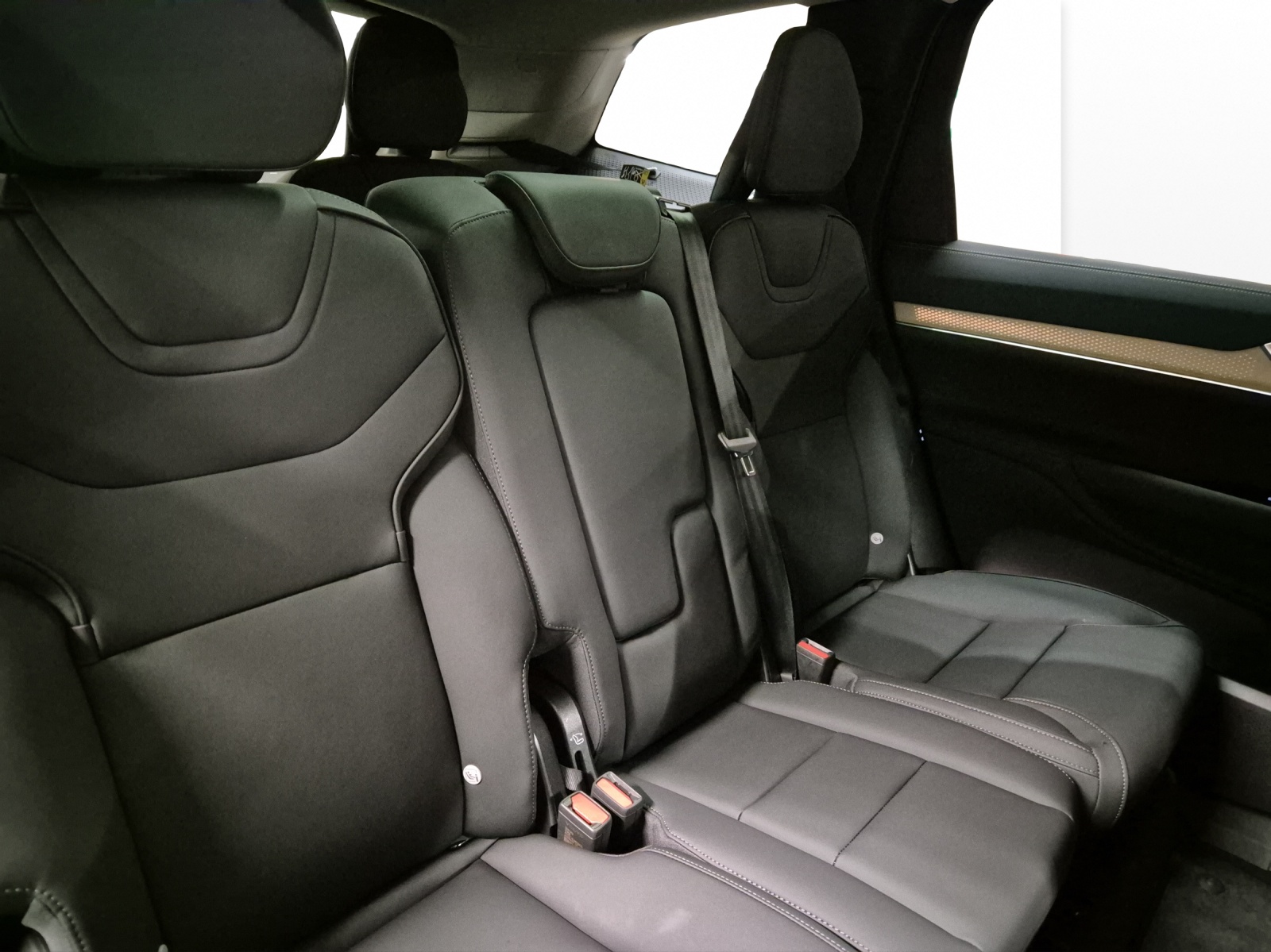 VOLVO EX90 Twin Performance Ultra AWD-image-16