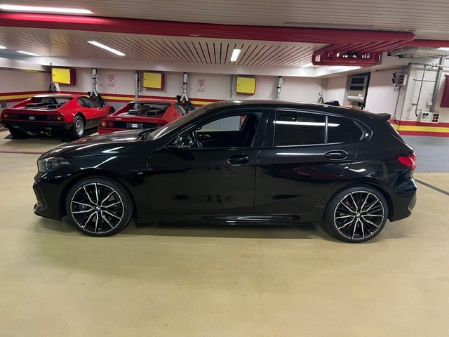 BMW M135i xDrive Steptronic, RESERVIERT!-image-2