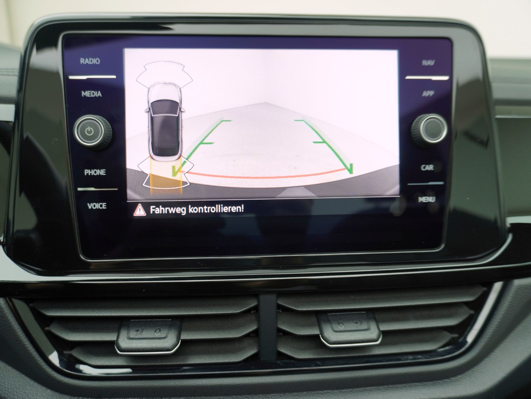 VW T-Roc Cabriolet 1.5 TSI DSG Black Style-image-18