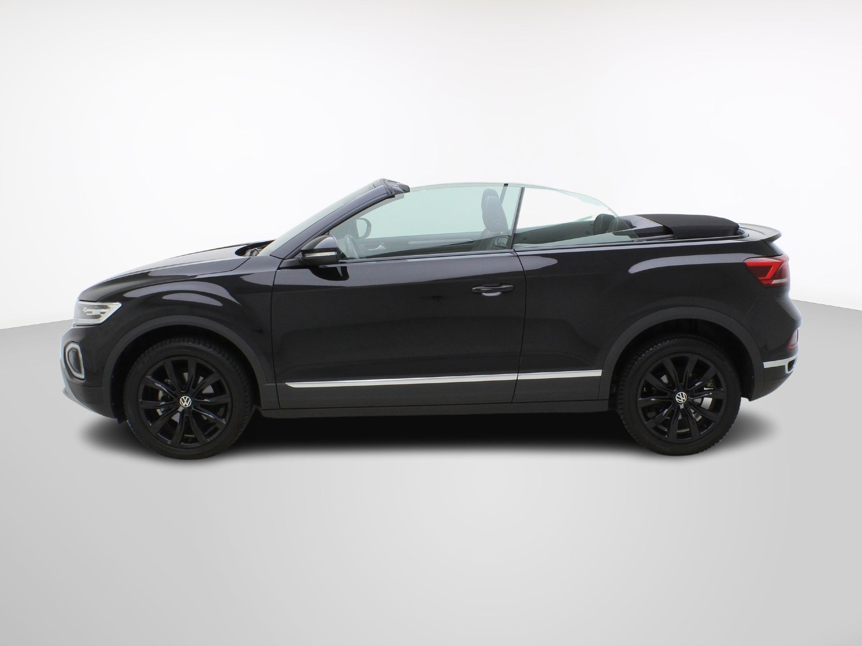 VW T-Roc Cabriolet 1.5 TSI DSG Black Style-image-3
