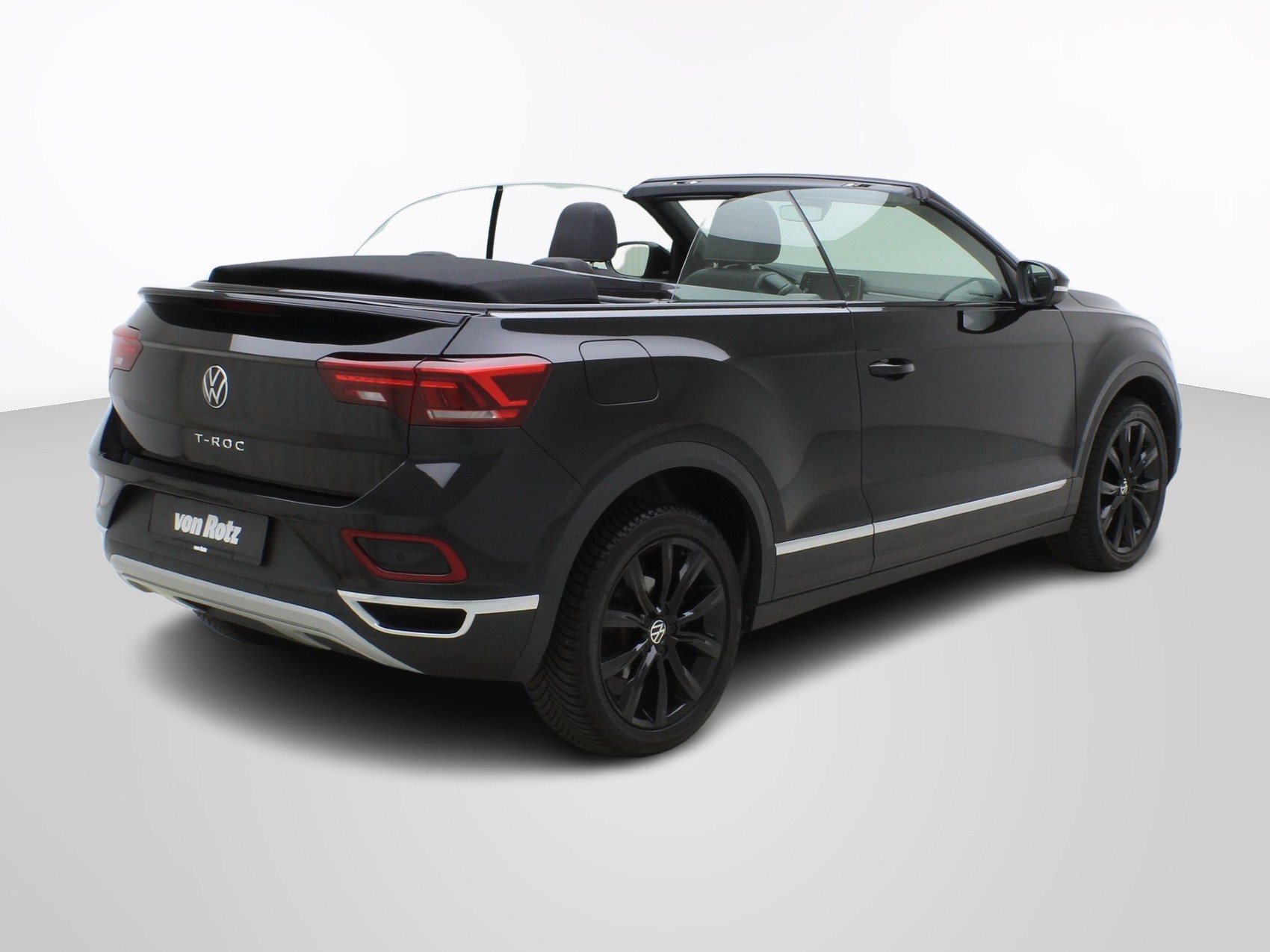 VW T-Roc Cabriolet 1.5 TSI DSG Black Style-image-5