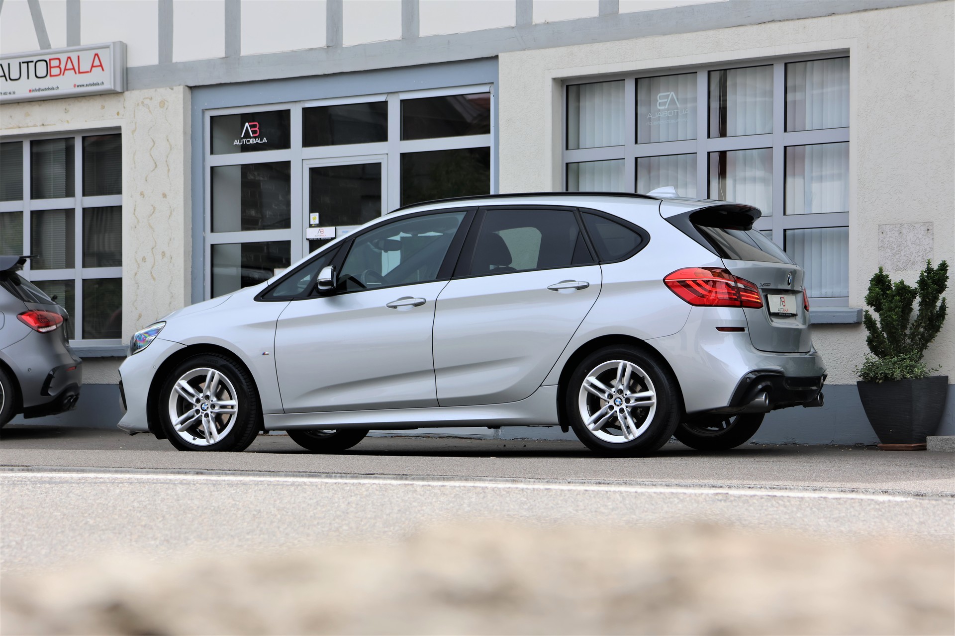 BMW 218d xDrive Active Tourer Steptronic M Sport (CH)-image-3