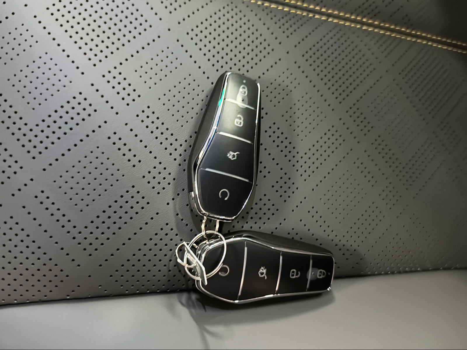 BYD Atto 3 EVO 74.8 kWh Excellence AWD-image-30