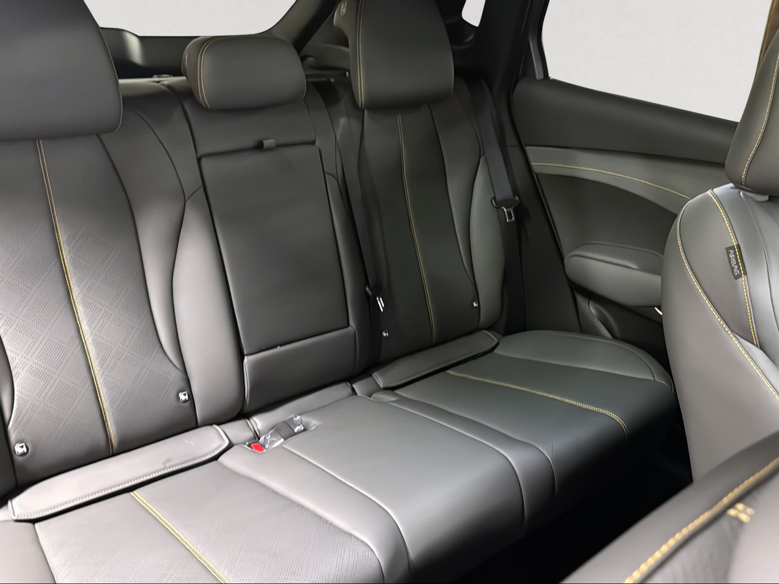 BYD Atto 3 EVO 74.8 kWh Excellence AWD-image-22