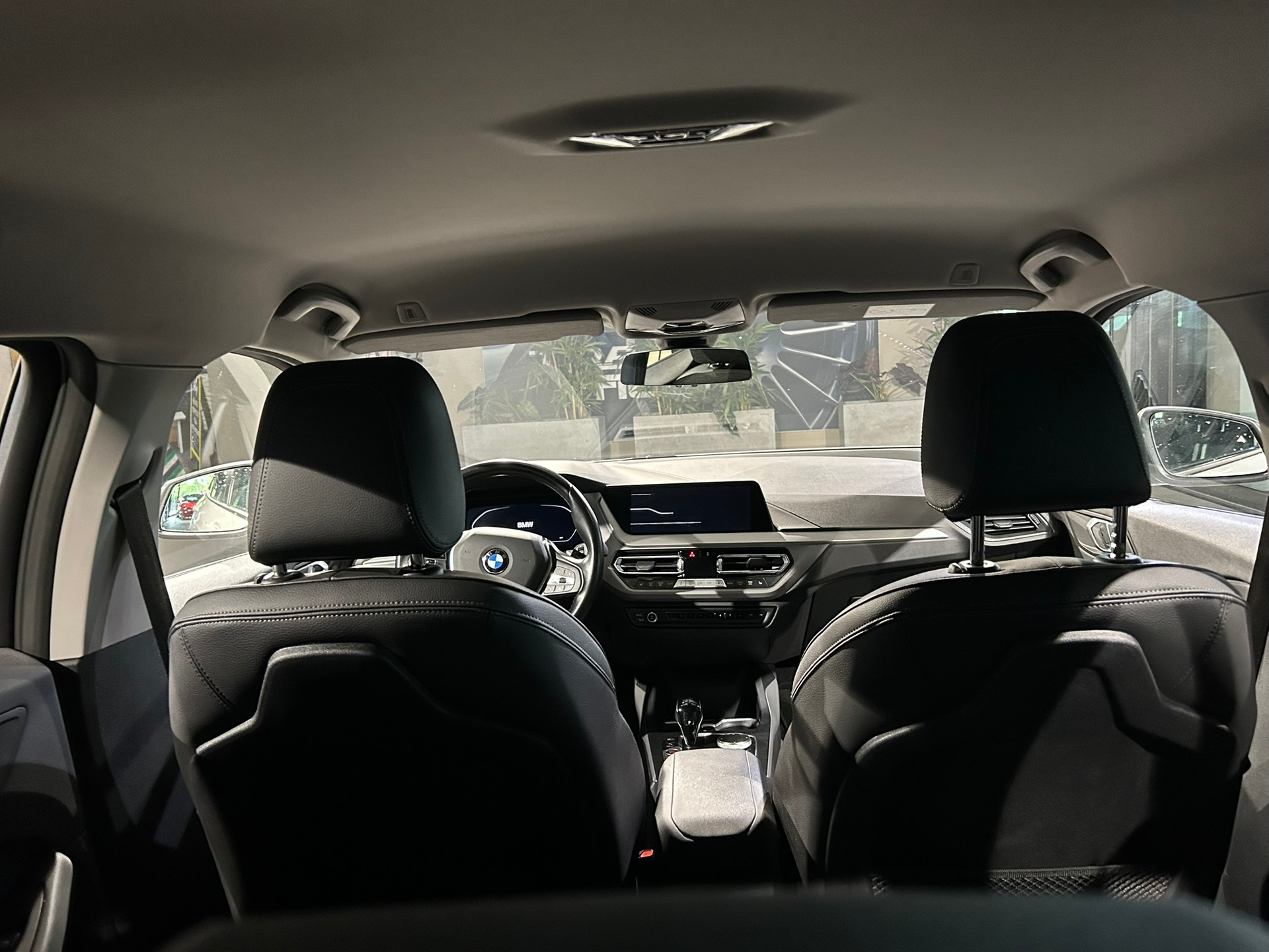 BMW 120i Steptronic-image-30