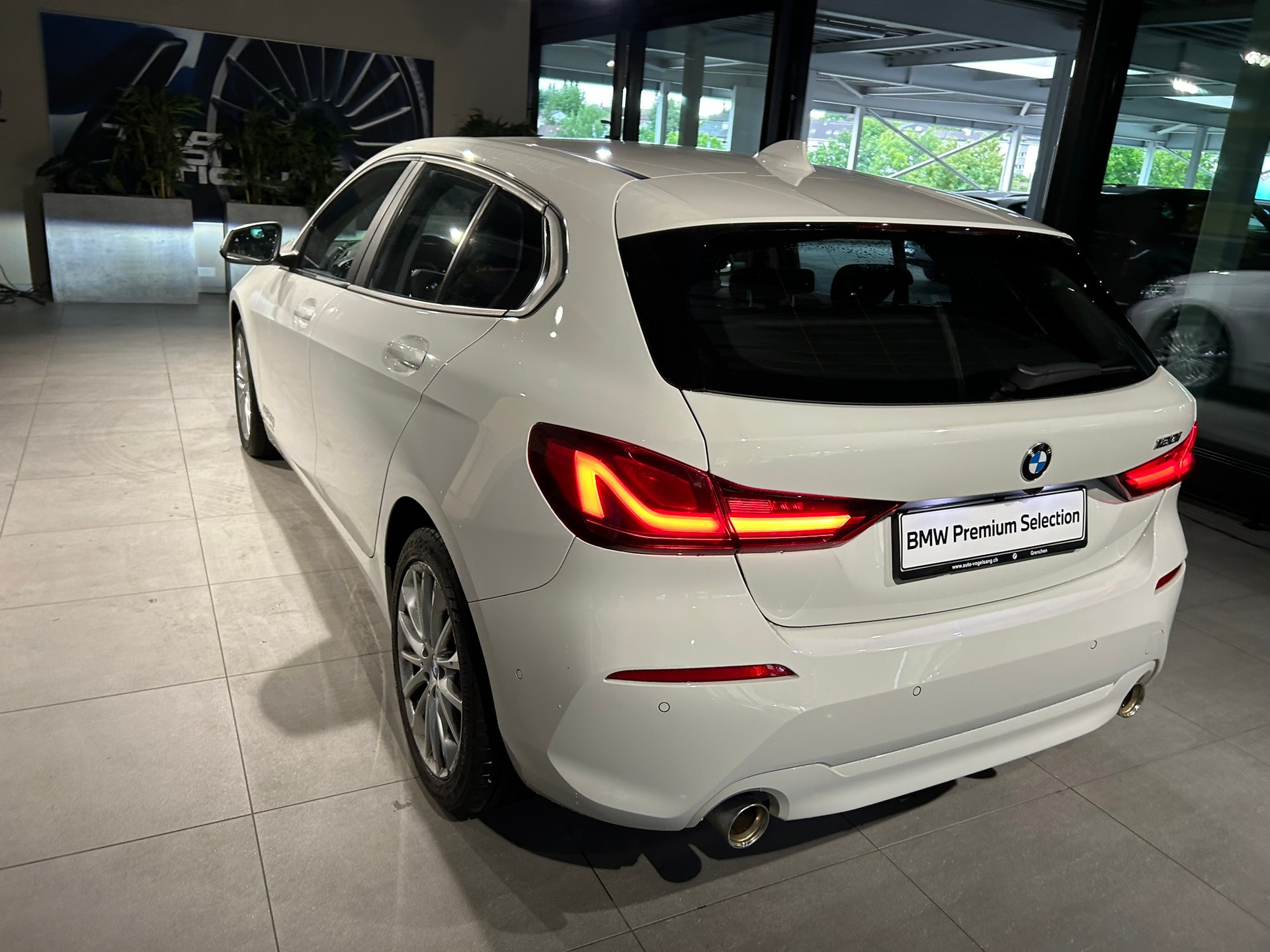 BMW 120i Steptronic-image-14