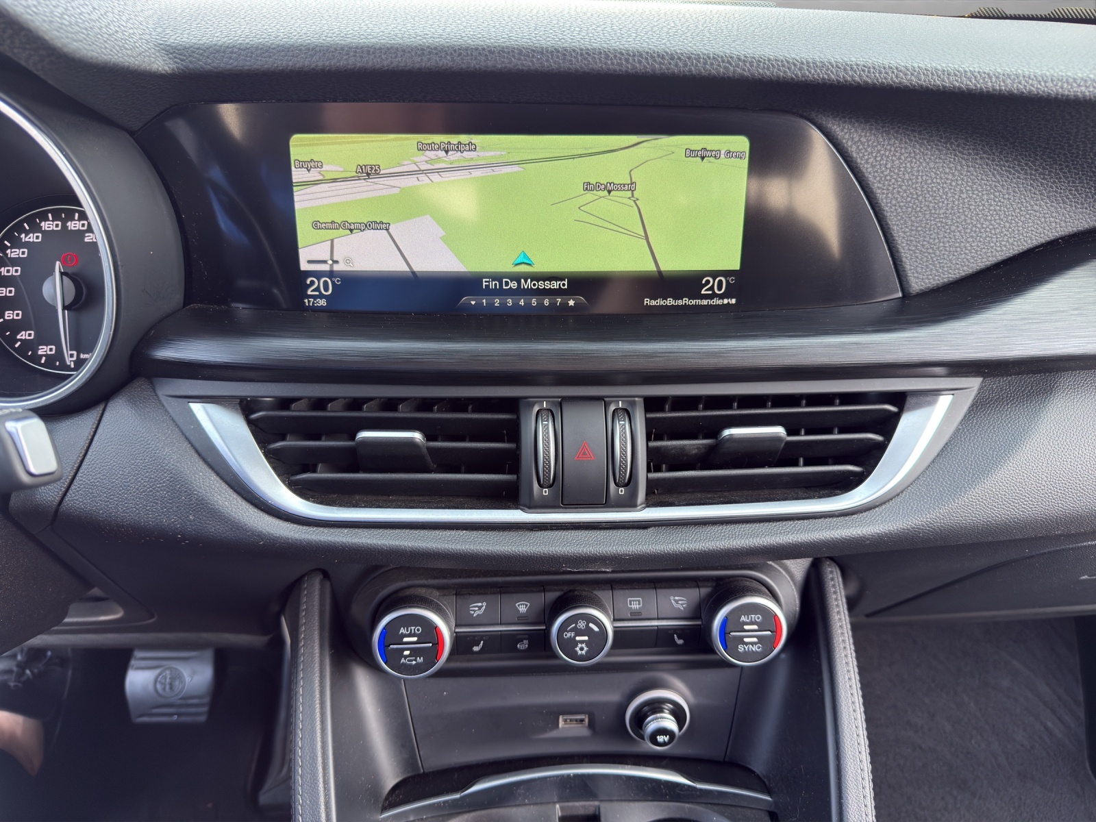 ALFA ROMEO Stelvio 2.0 First Edition Q4 Automatic-image-14
