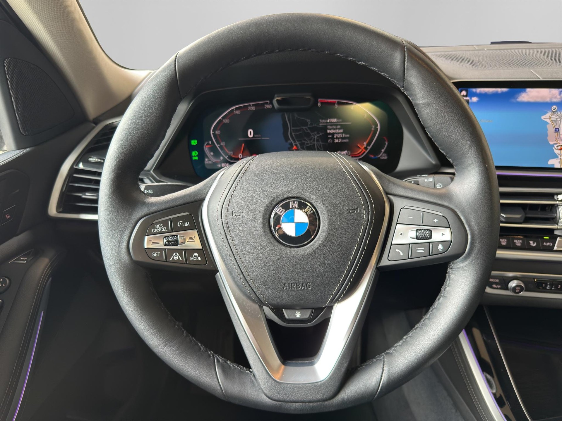 BMW X5 25d xDrive-image-15