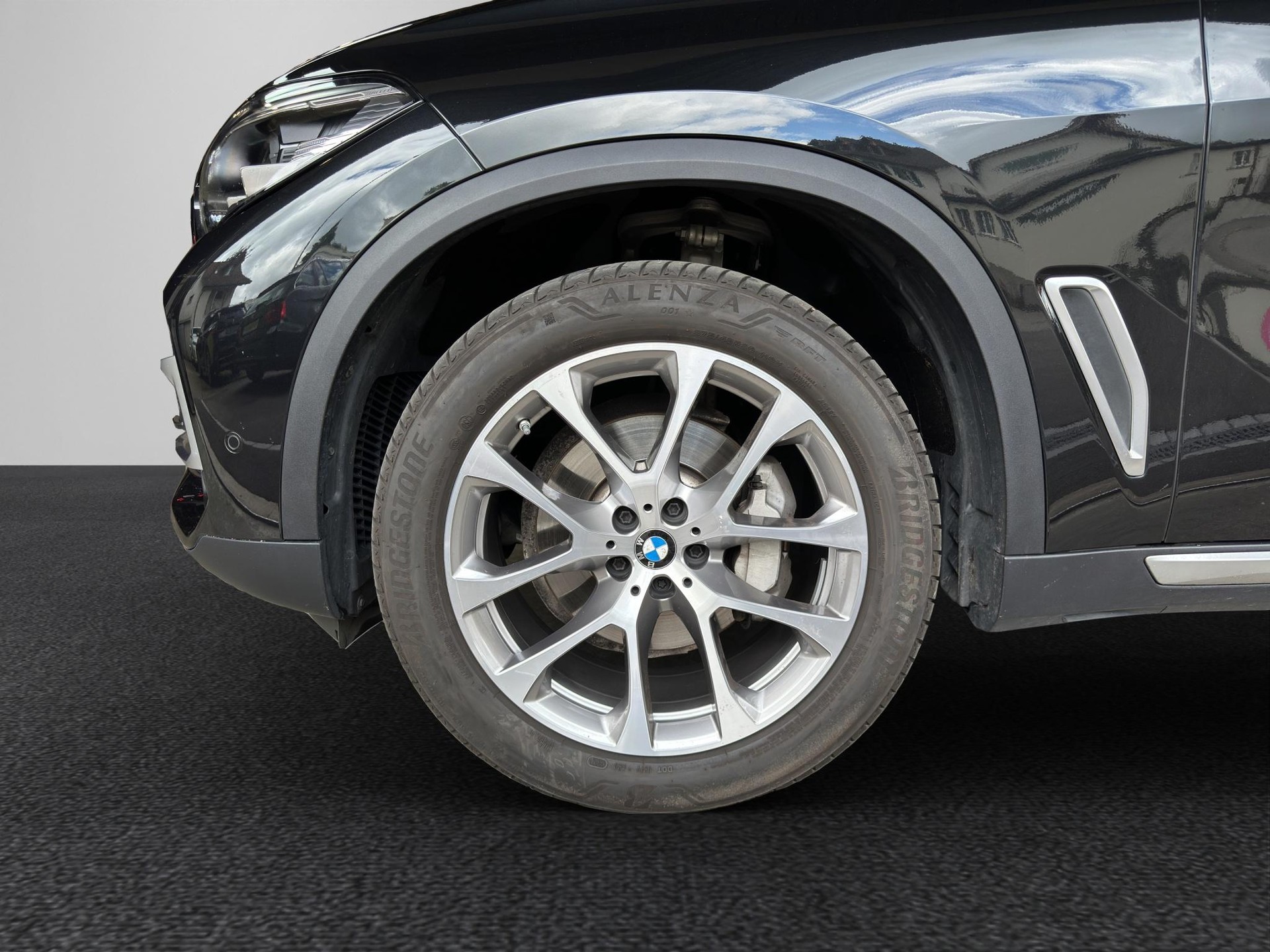 BMW X5 25d xDrive-image-9