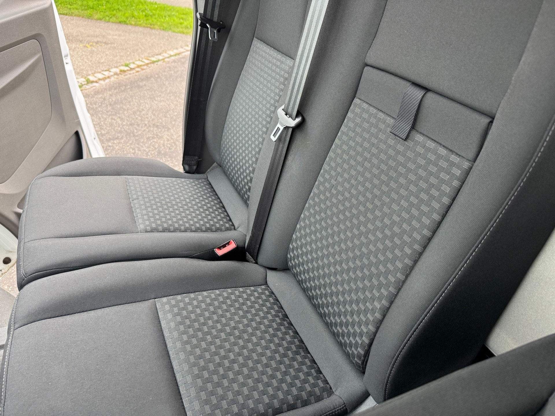 FORD Transit Van 350 L3 Trend 2.0 TDCi 130 FWD A-image-13