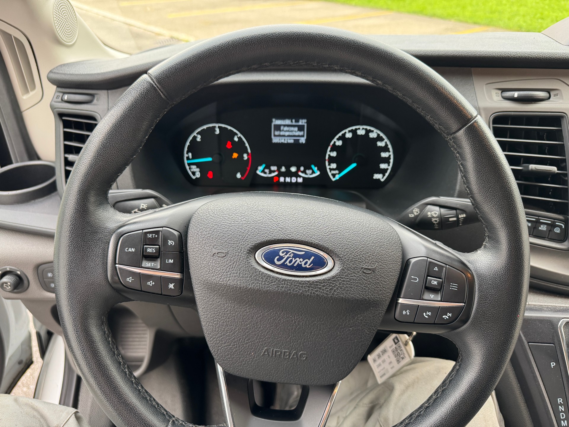 FORD Transit Van 350 L3 Trend 2.0 TDCi 130 FWD A-image-11