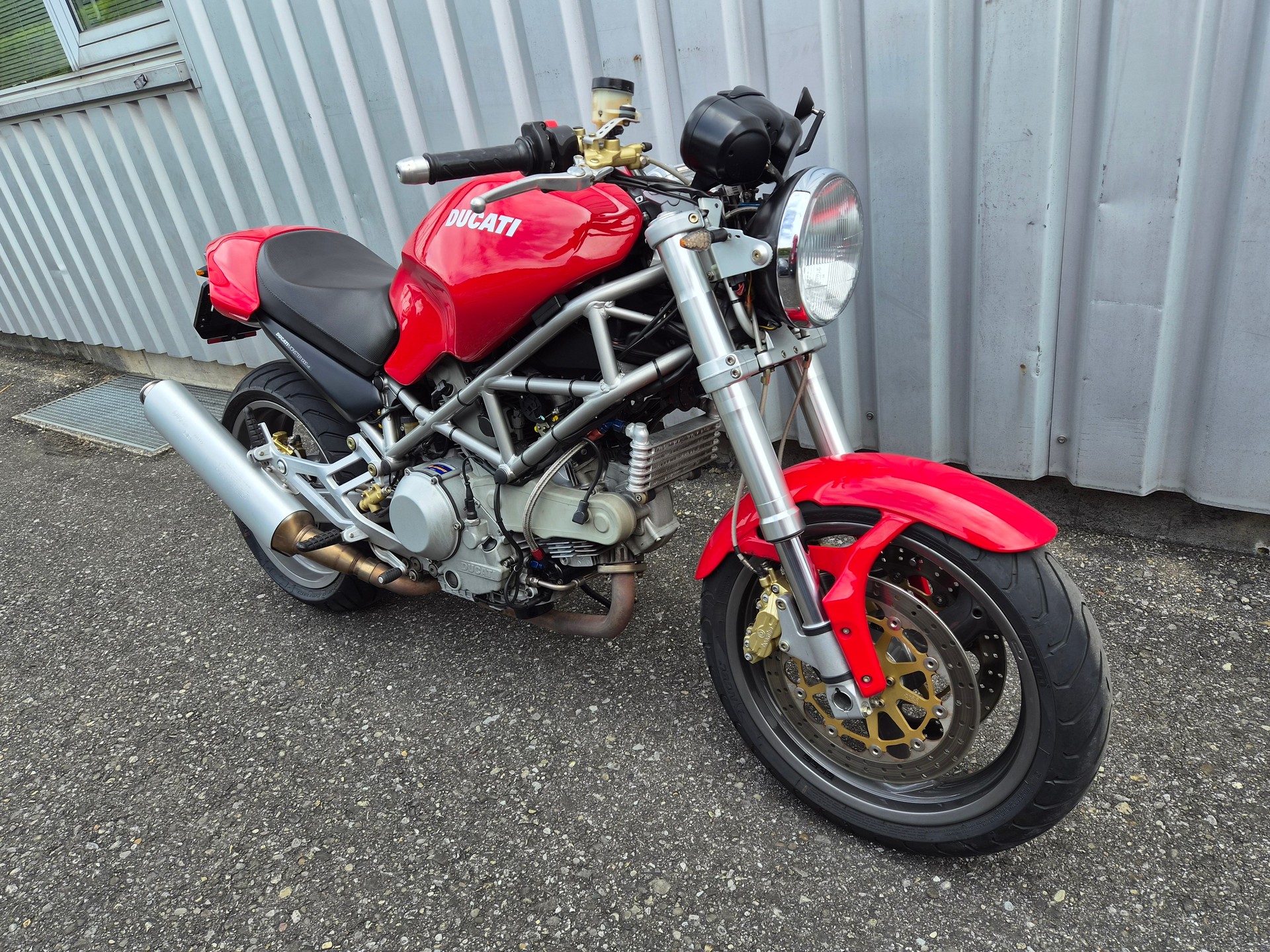 DUCATI Monster 1000 i.e.-showroom-element-1