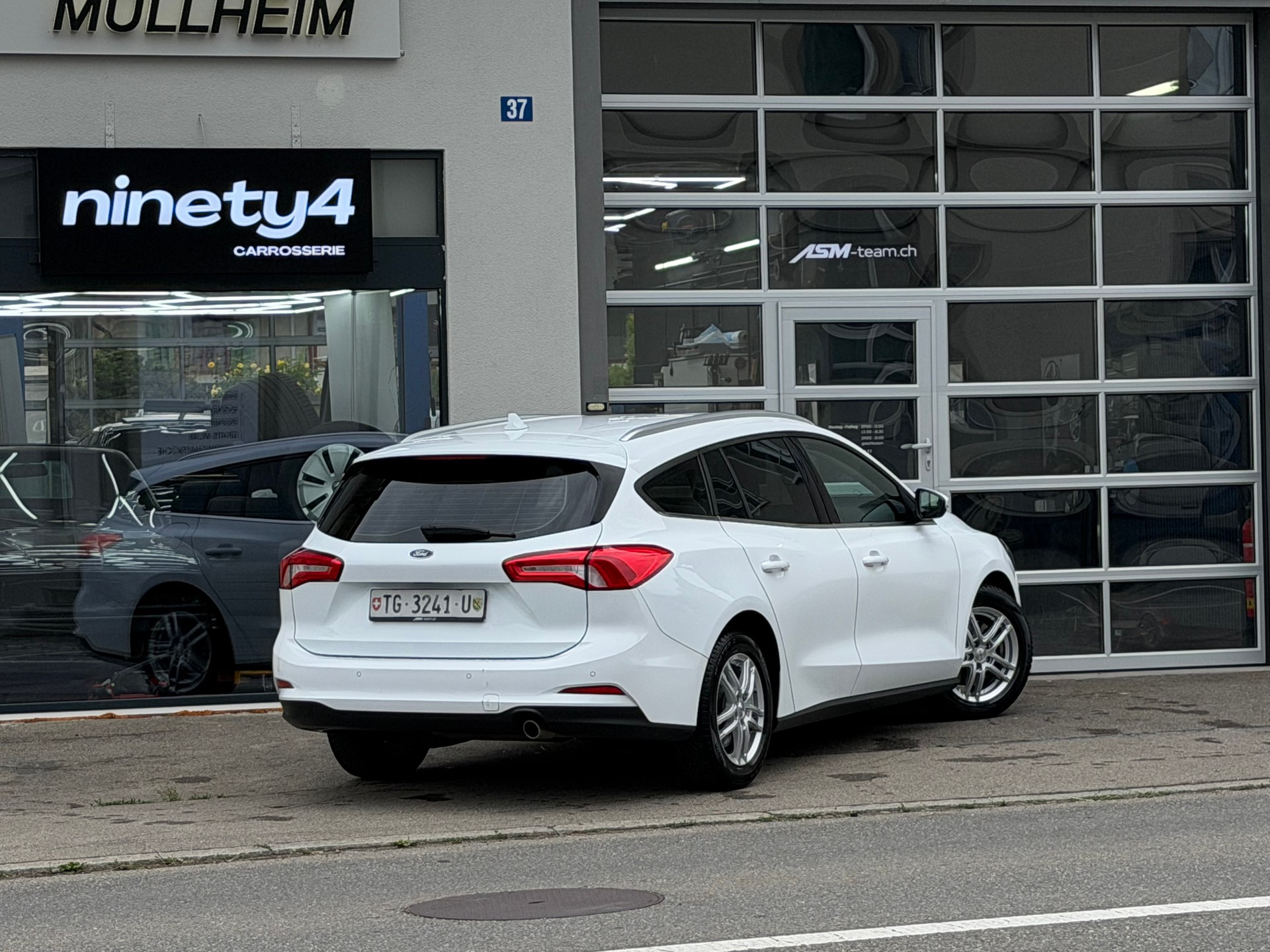FORD Focus 1.5 TDCi AUTOMAT *GARANTIE*Frisch MFK + SERVICE* ASM-TEAM.ch-image-6