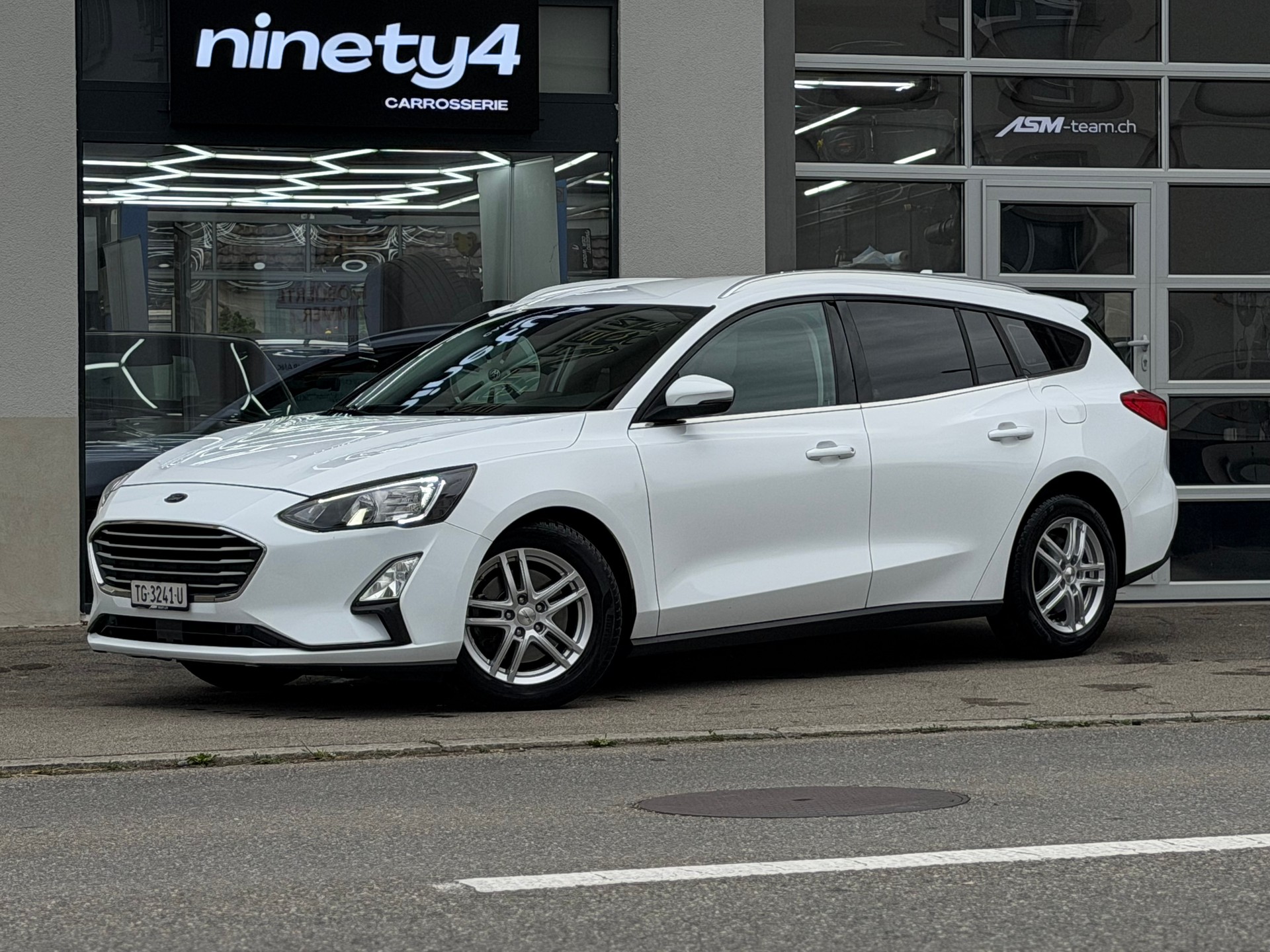 FORD Focus 1.5 TDCi AUTOMAT *GARANTIE*Frisch MFK + SERVICE* ASM-TEAM.ch-image-5