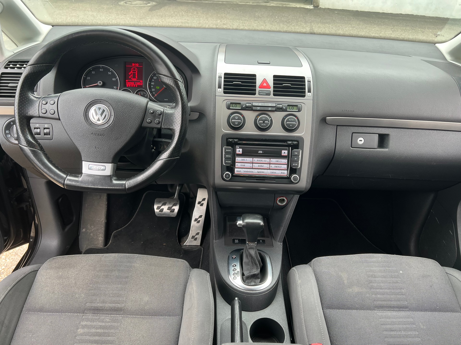 VW Touran 1.4 TSI Highline DSG-image-7