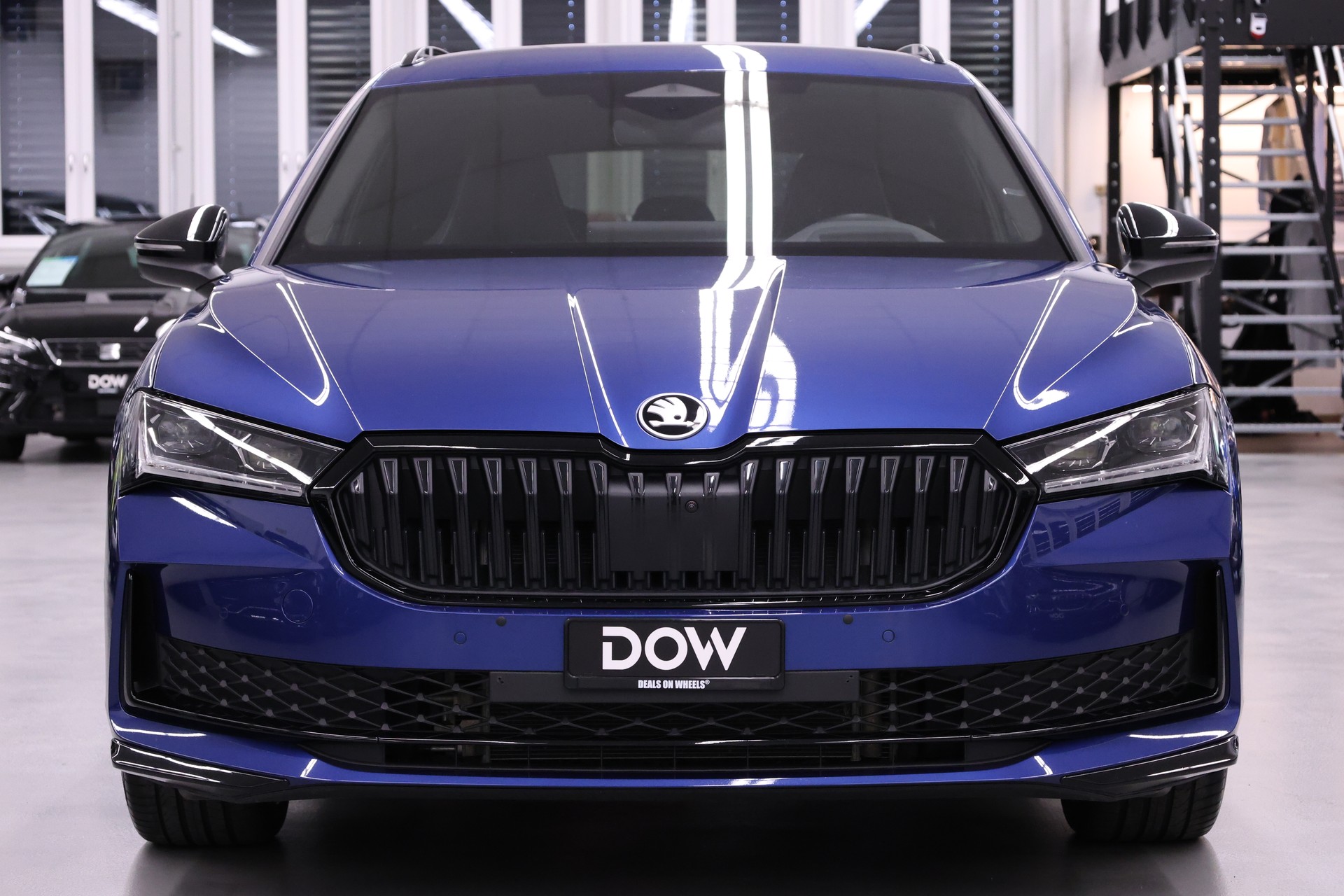 SKODA Superb Combi 2.0 TDI Sportline 4x4 DSG-image-6