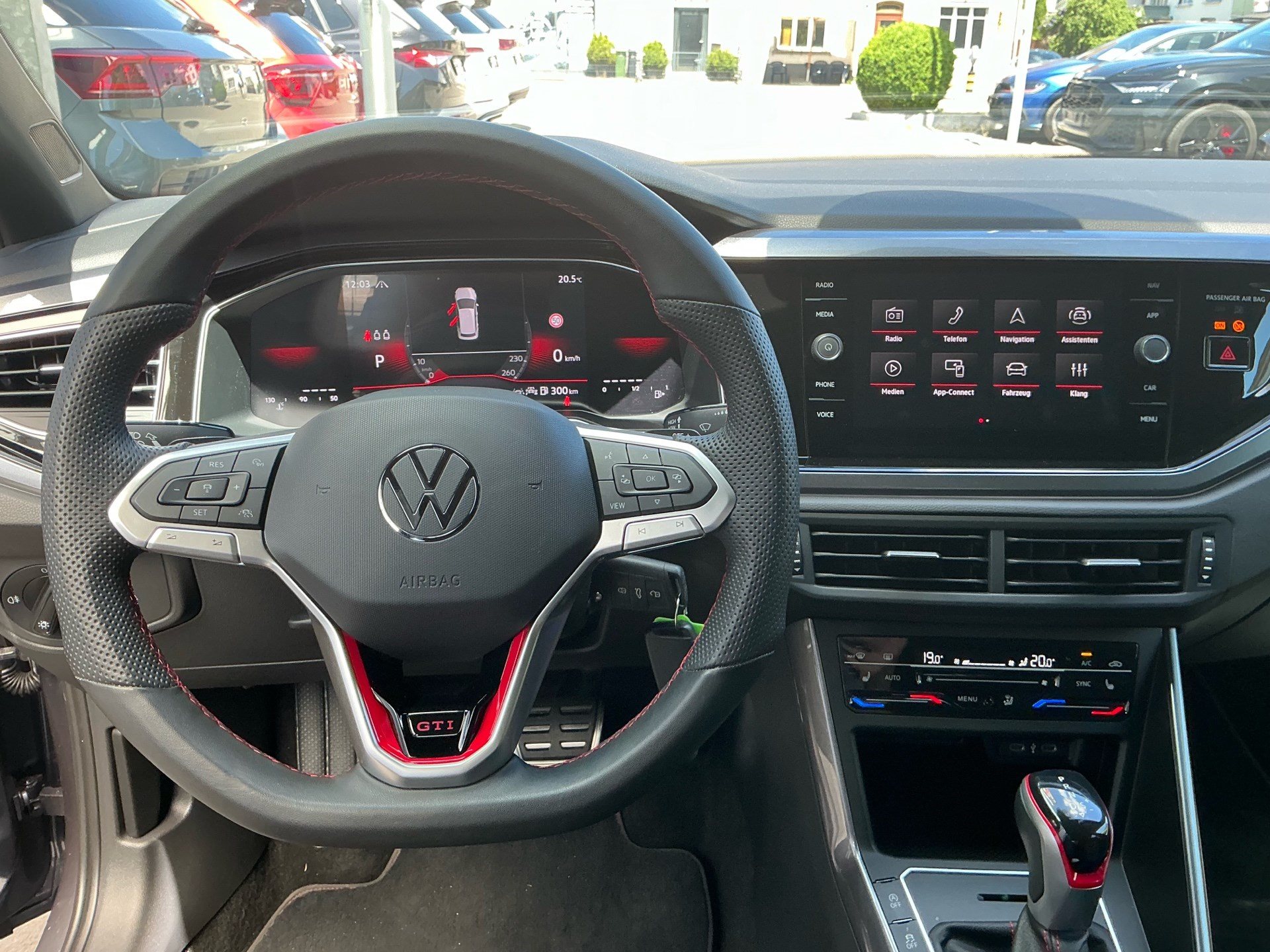 VW Polo 2.0 TSI DSG GTI *** TOP AUSSTATTUNG ***-image-8
