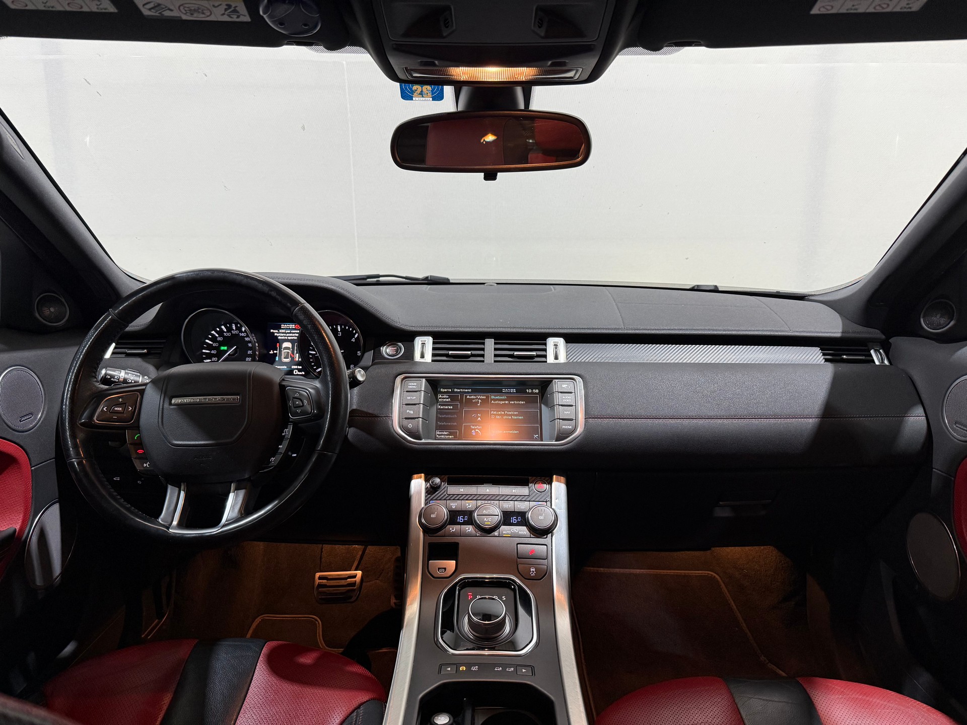 LAND ROVER Range Rover Evoque 2.2 SD4 Dynamic Spirit AT6-image-11