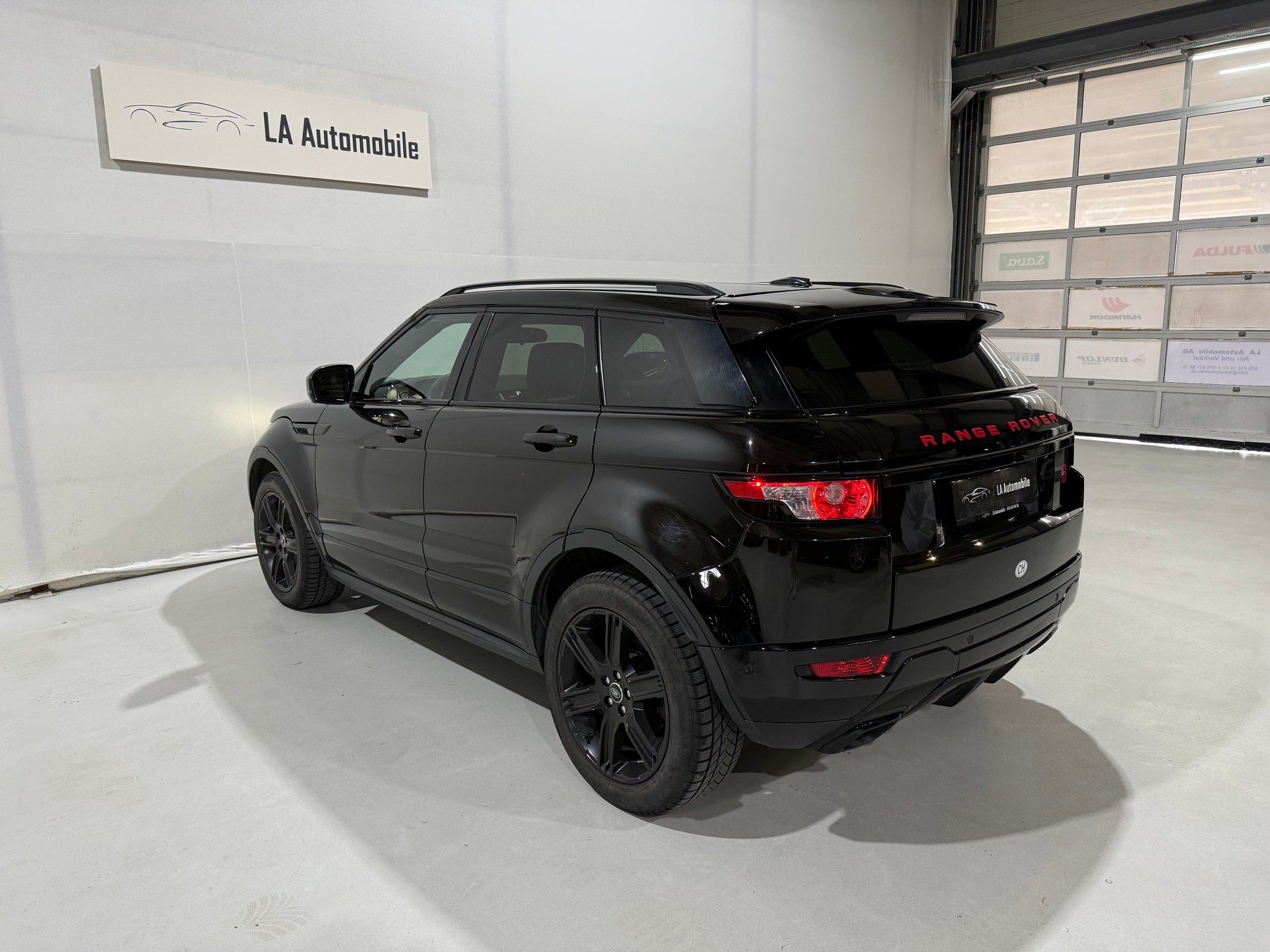 LAND ROVER Range Rover Evoque 2.2 SD4 Dynamic Spirit AT6-image-9