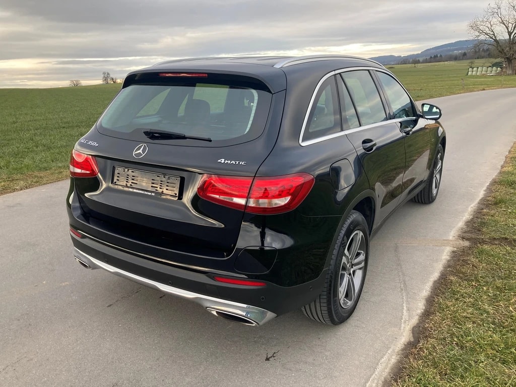 MERCEDES-BENZ GLC 350 e 4Matic 7G-Tronic-image-2