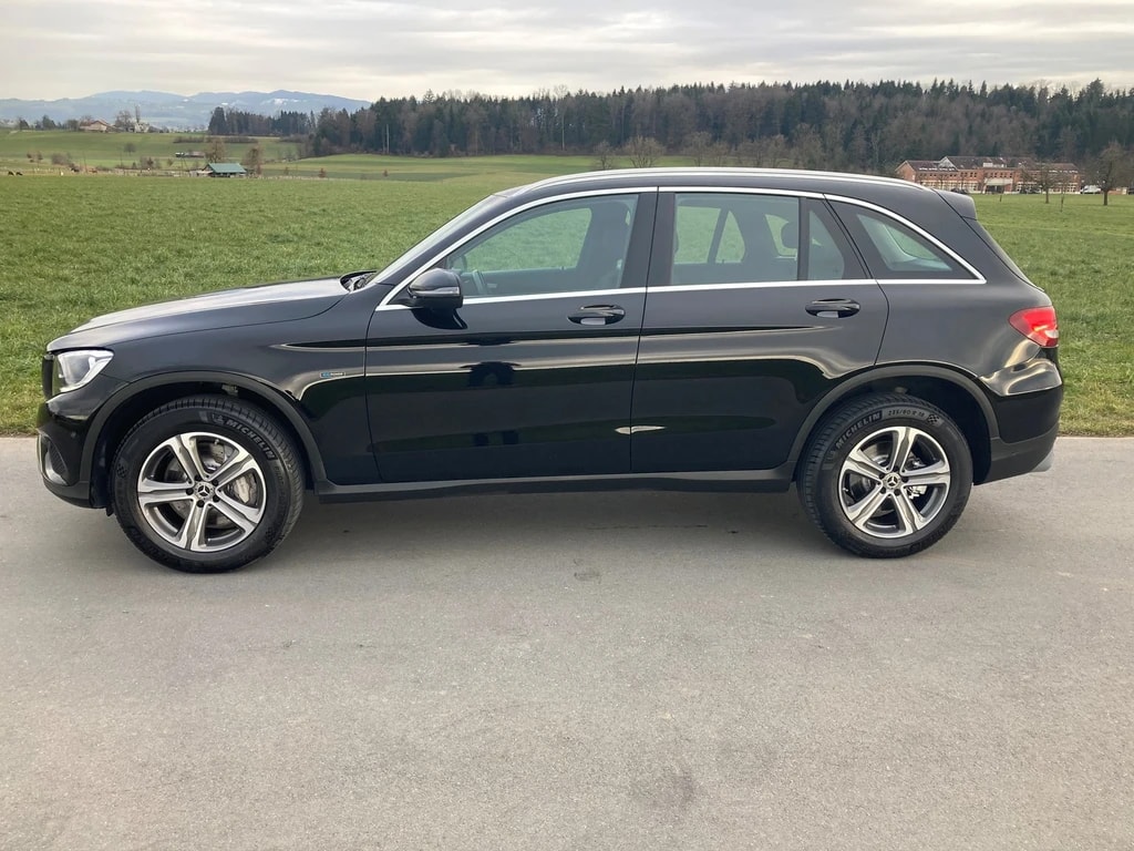 MERCEDES-BENZ GLC 350 e 4Matic 7G-Tronic-image-4