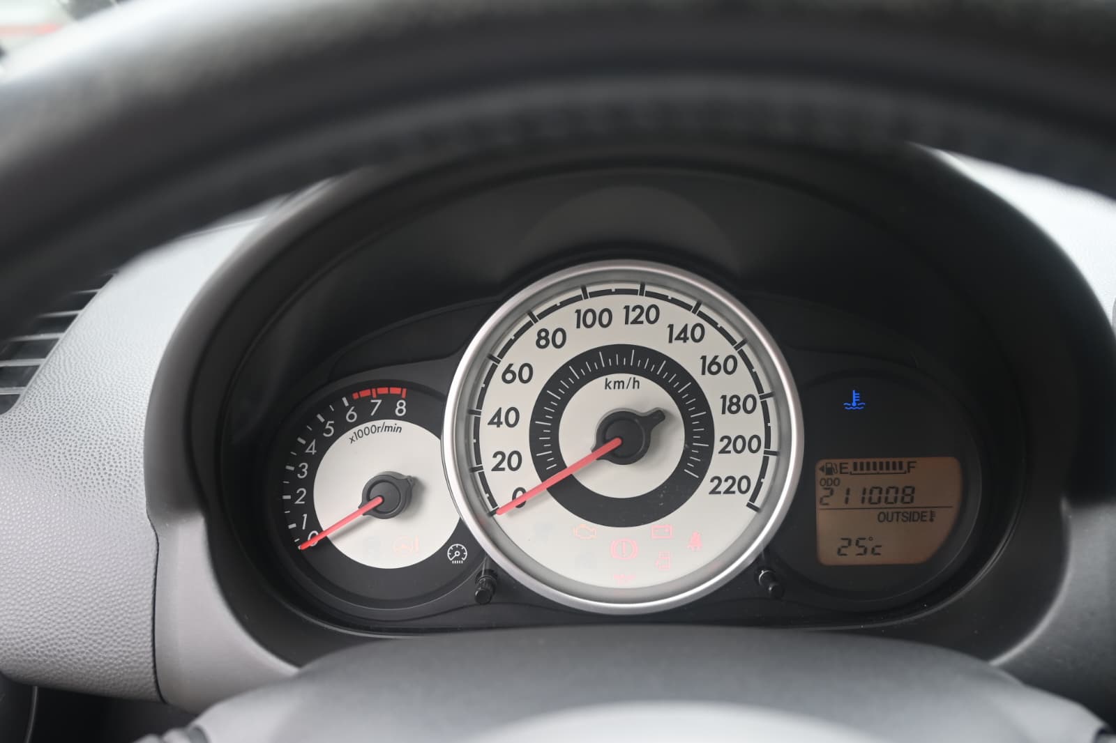 MAZDA 1.5 MZR Sport-image-6