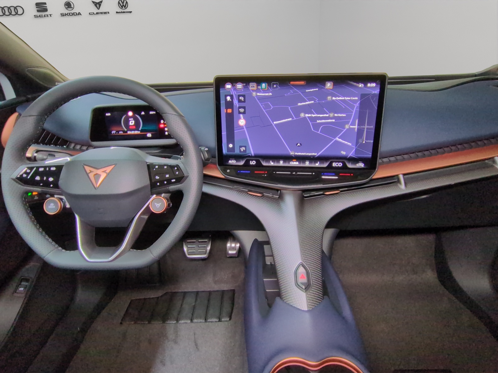 CUPRA Tavascan Type 9 77 kWh VZ Adrenaline-image-6