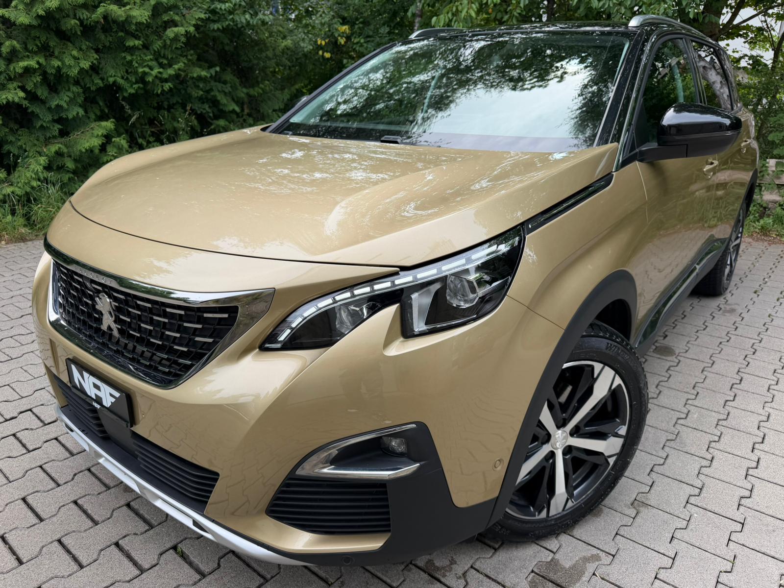 PEUGEOT 5008 1.6 THP Allure EAT-image-0