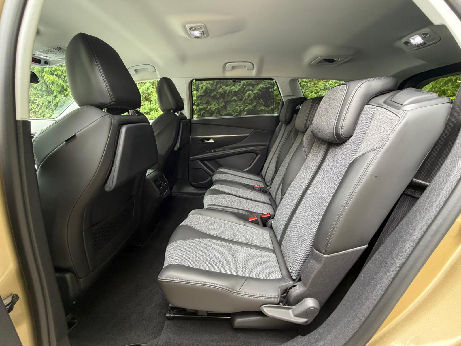PEUGEOT 5008 1.6 THP Allure EAT-image-14