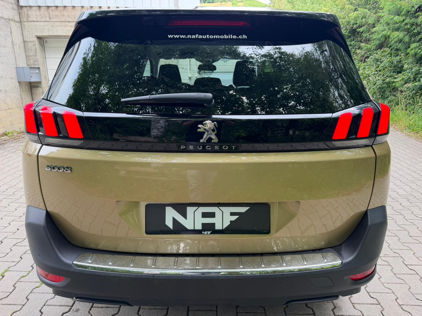 PEUGEOT 5008 1.6 THP Allure EAT-image-3