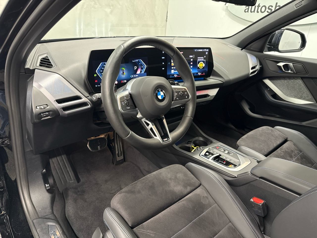 BMW 120 M Sport Steptronic-showroom-element-2