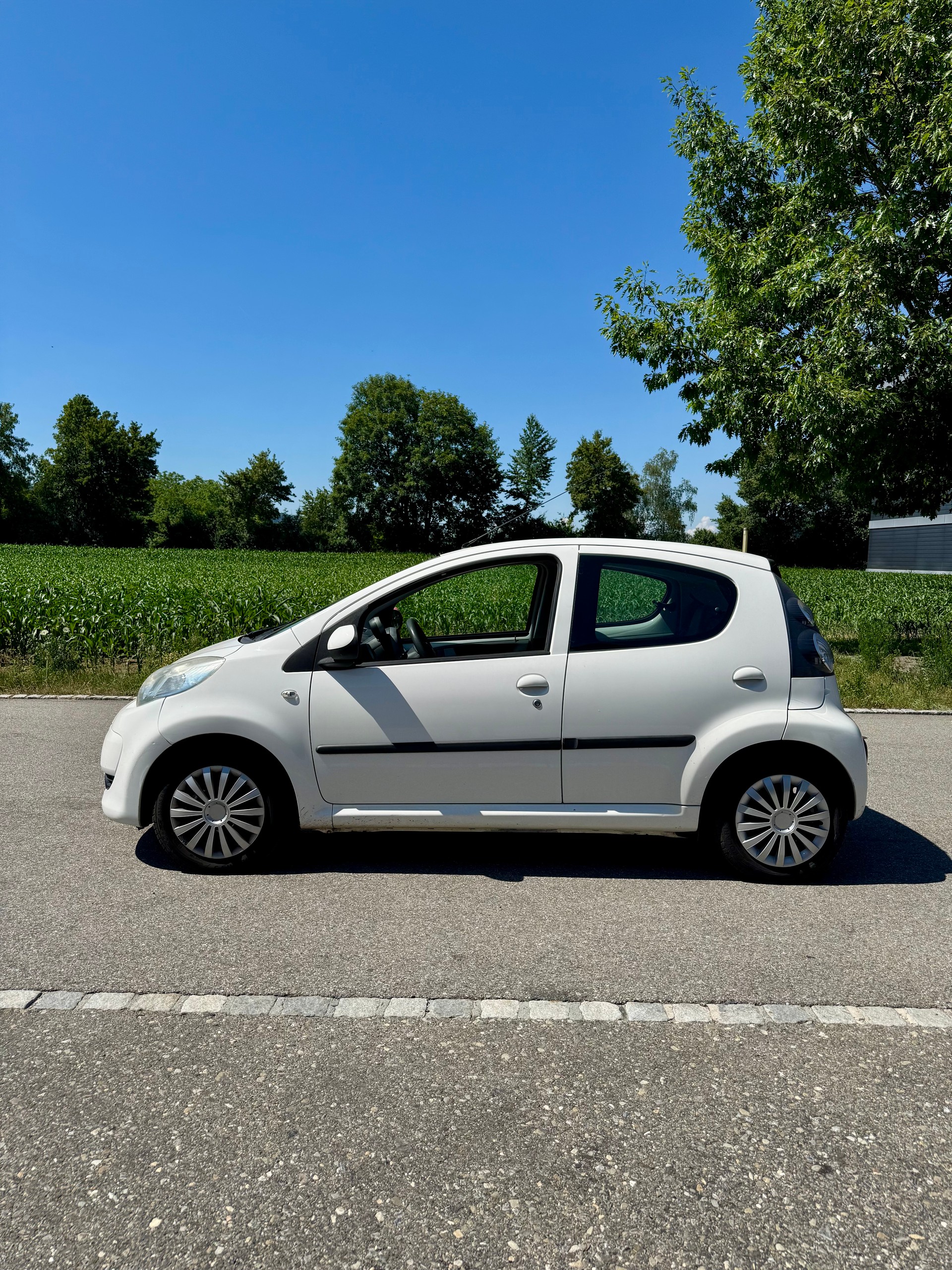 CITROEN C1 1.0i Edition-image-4