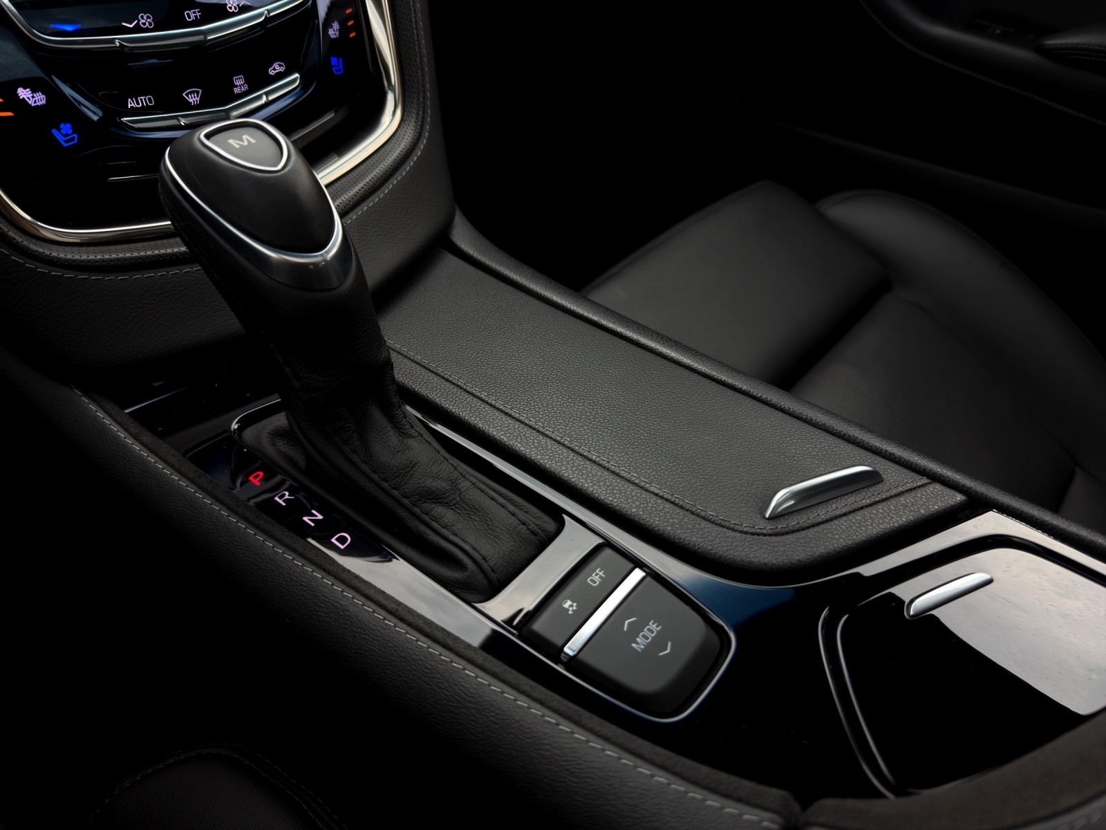 CADILLAC CTS Sedan 2.0 Turbo Premium AWD Automatic-image-18