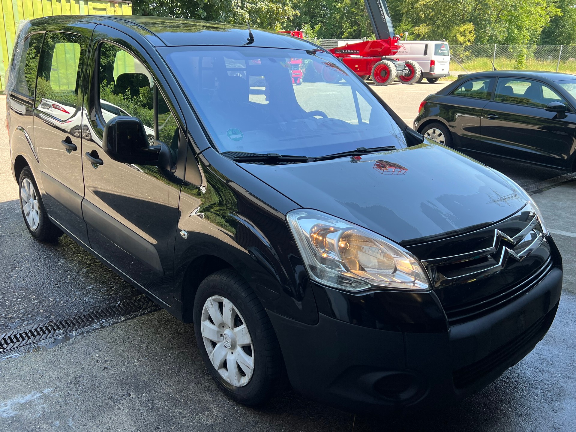 CITROEN Berlingo 1.6 HDi 600 Komfort (Confort)-image-0