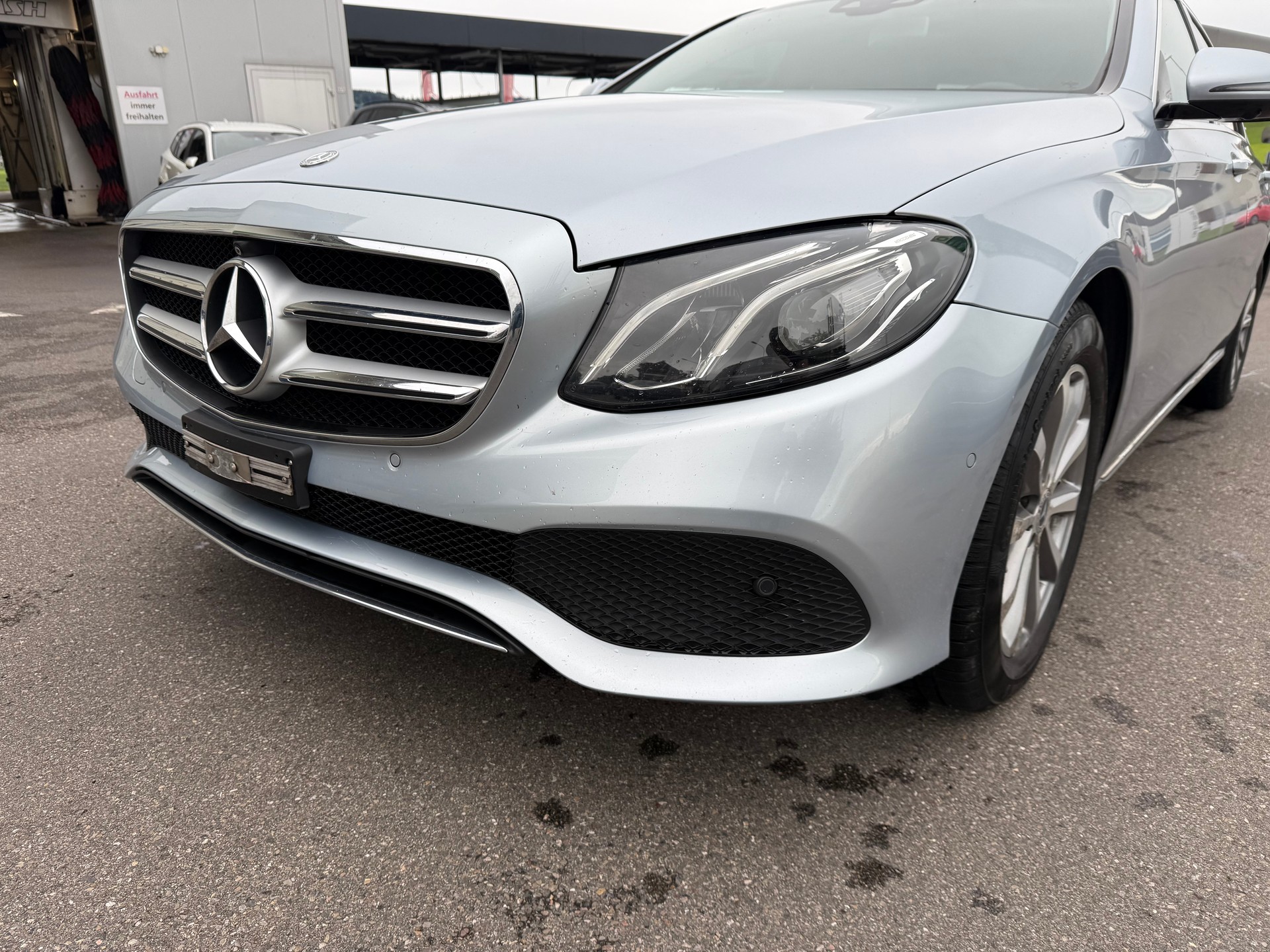 MERCEDES-BENZ E 200 Avantgarde 9G-Tronic-image-5
