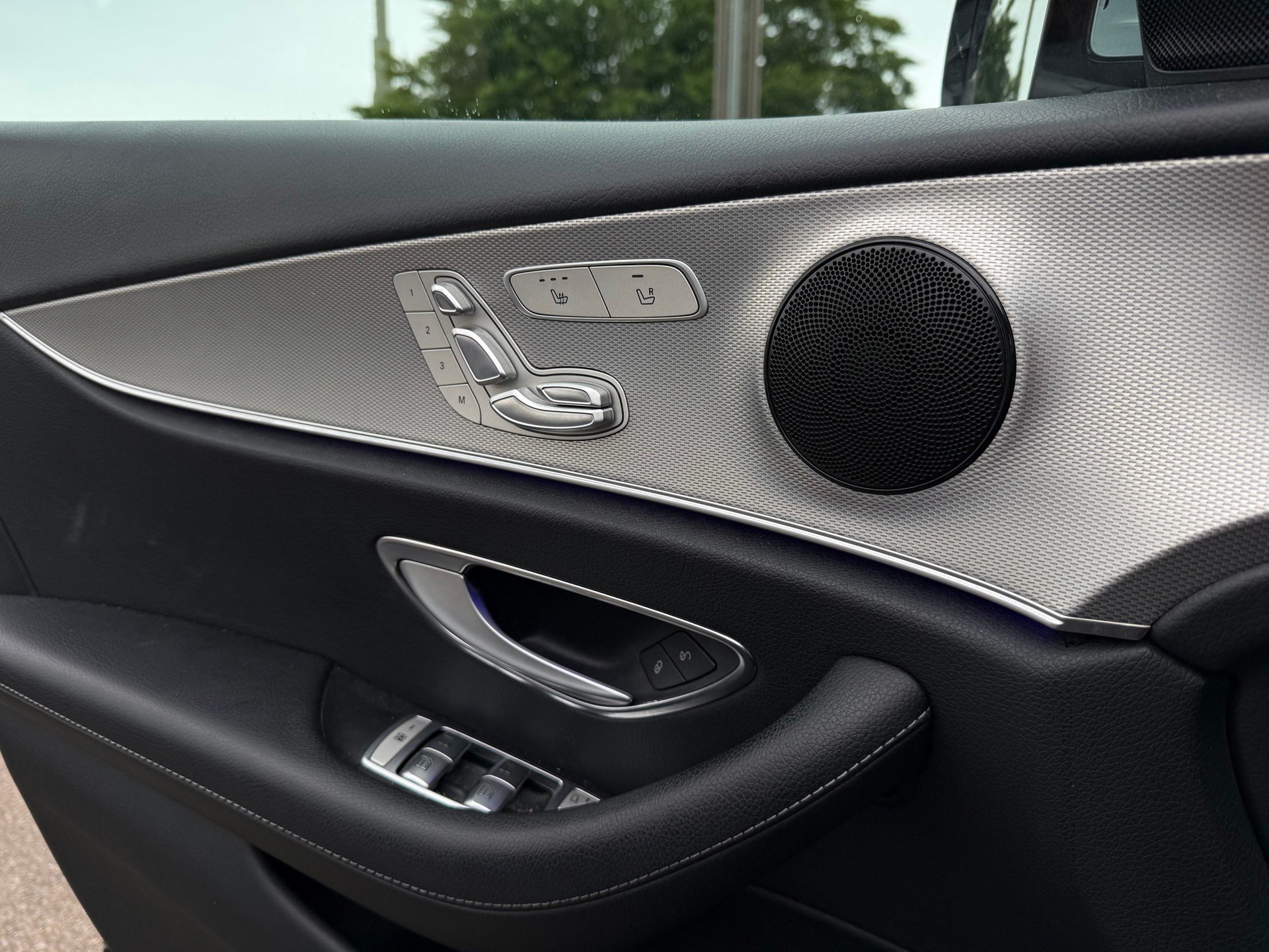 MERCEDES-BENZ E 200 Avantgarde 9G-Tronic-image-8