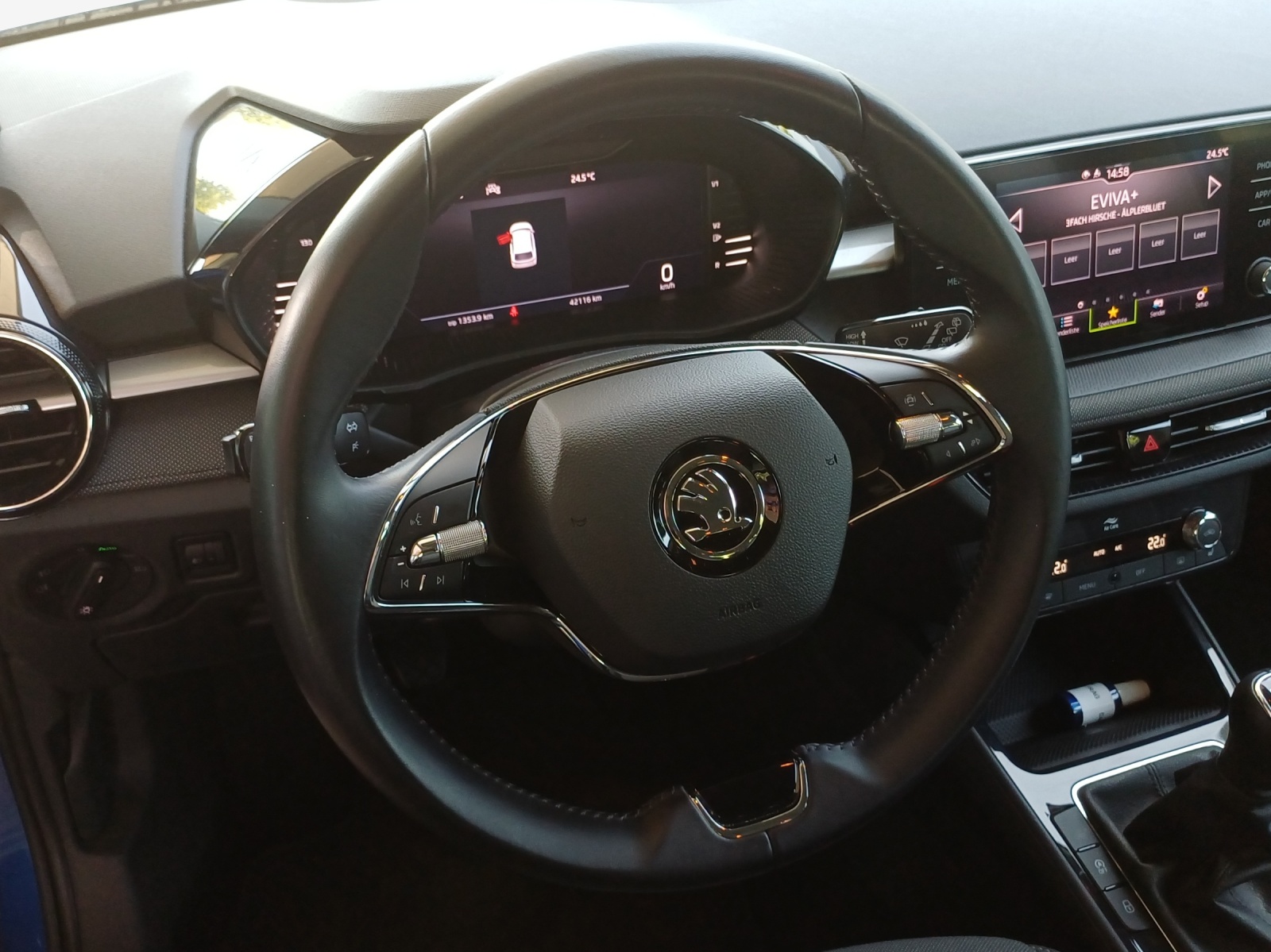 SKODA Fabia 1.0 TSI Ambition-image-9