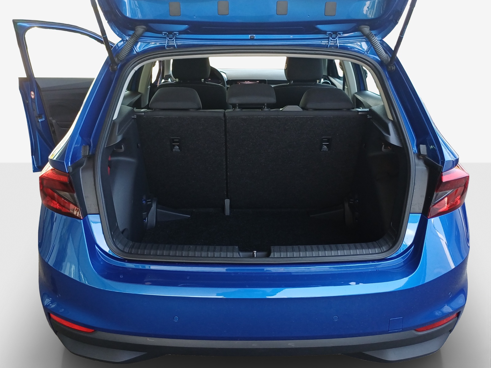 SKODA Fabia 1.0 TSI Ambition-image-12