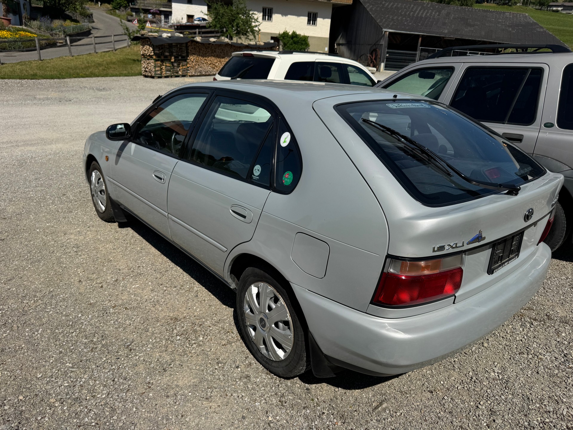 TOYOTA Corolla 1.6 XLi Compact-image-1