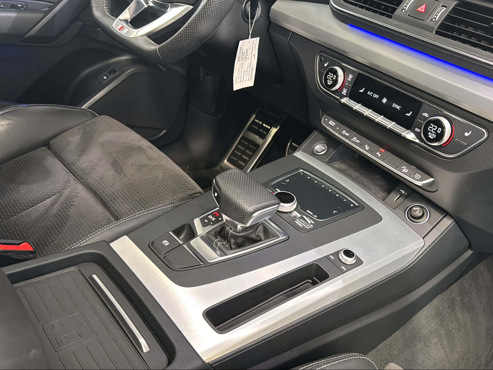 AUDI Q5 2.0 TDI sport quattro S-tronic-image-14