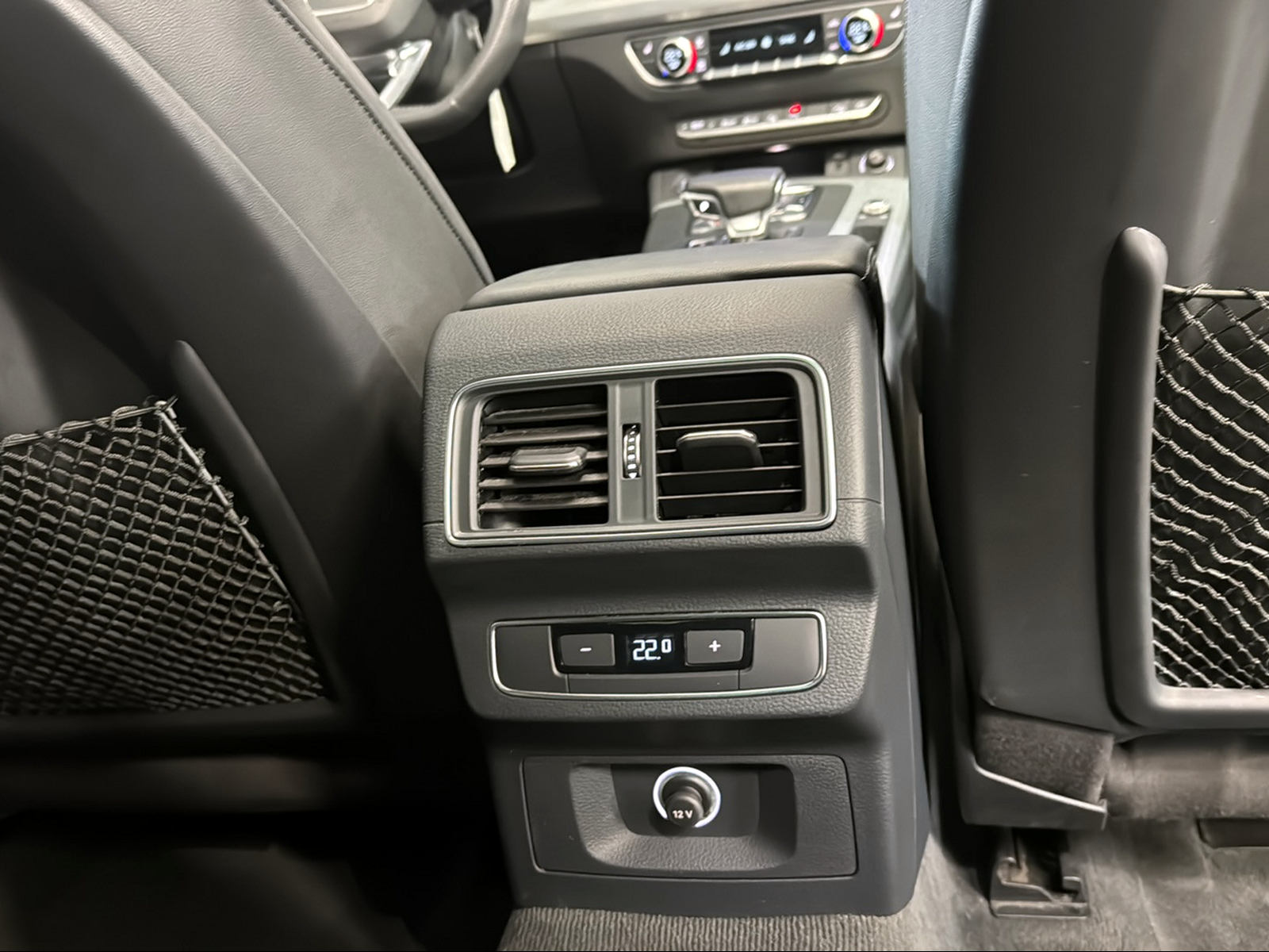 AUDI Q5 2.0 TDI sport quattro S-tronic-image-16
