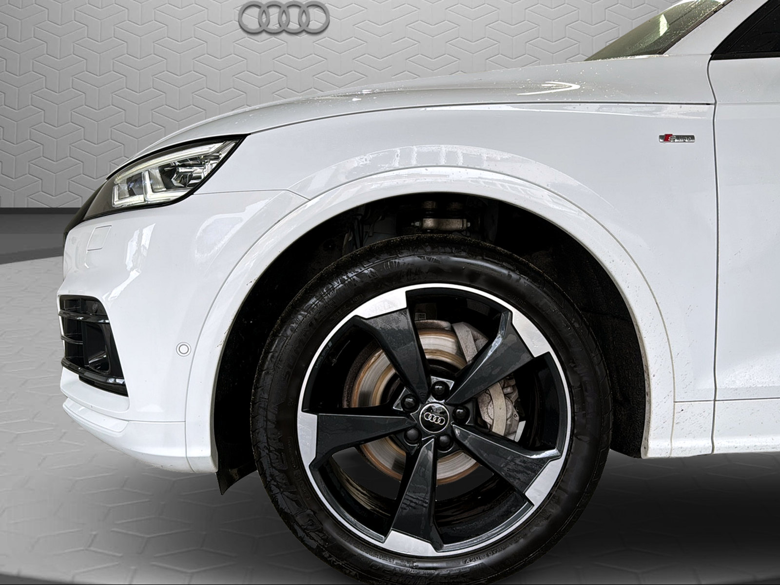 AUDI Q5 2.0 TDI sport quattro S-tronic-image-8