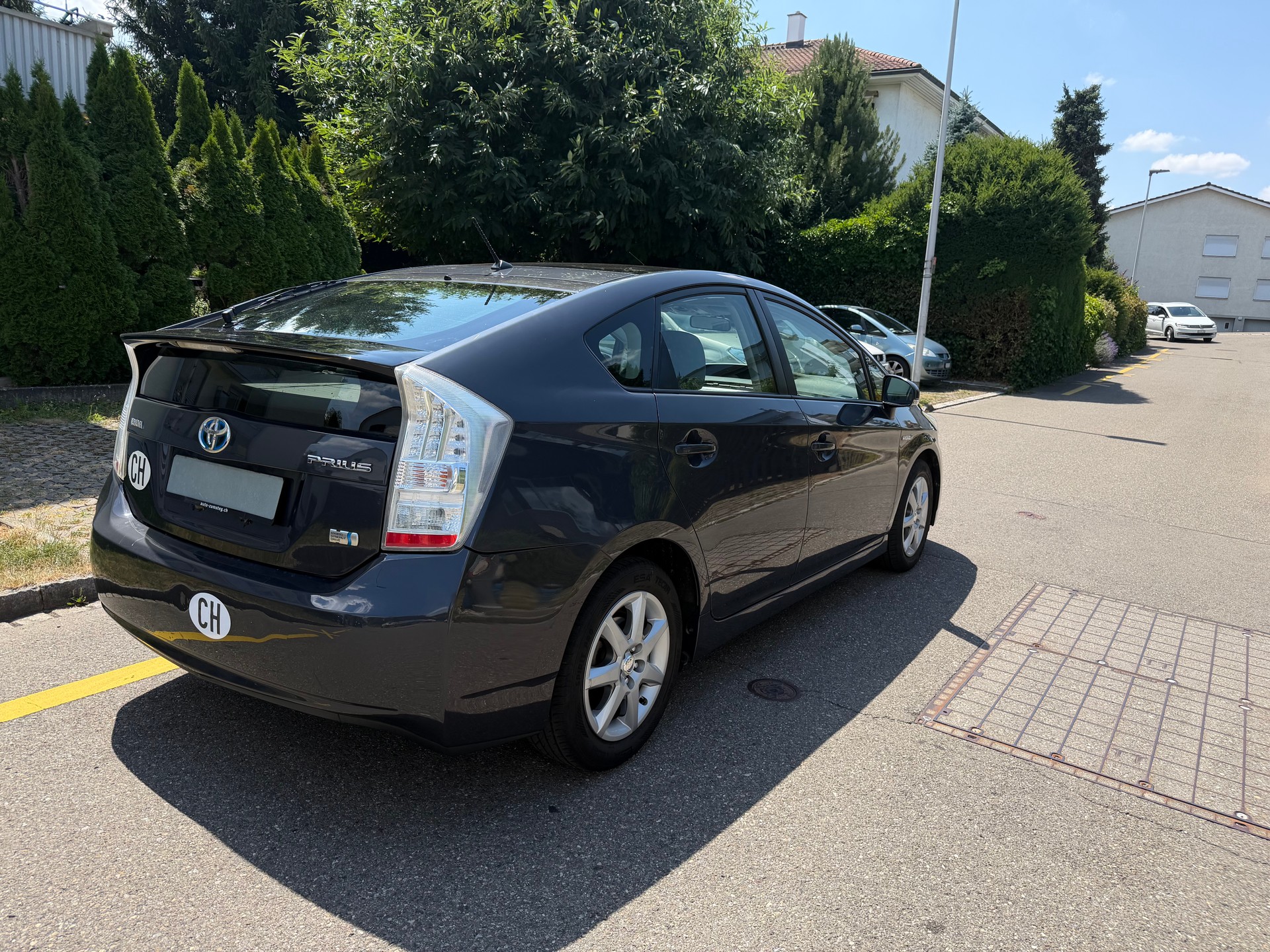TOYOTA Prius 1.8 16V HSD Sol Premium/ FRISCH AB MFK. 24. 06. 2026. & SERVICE-image-5
