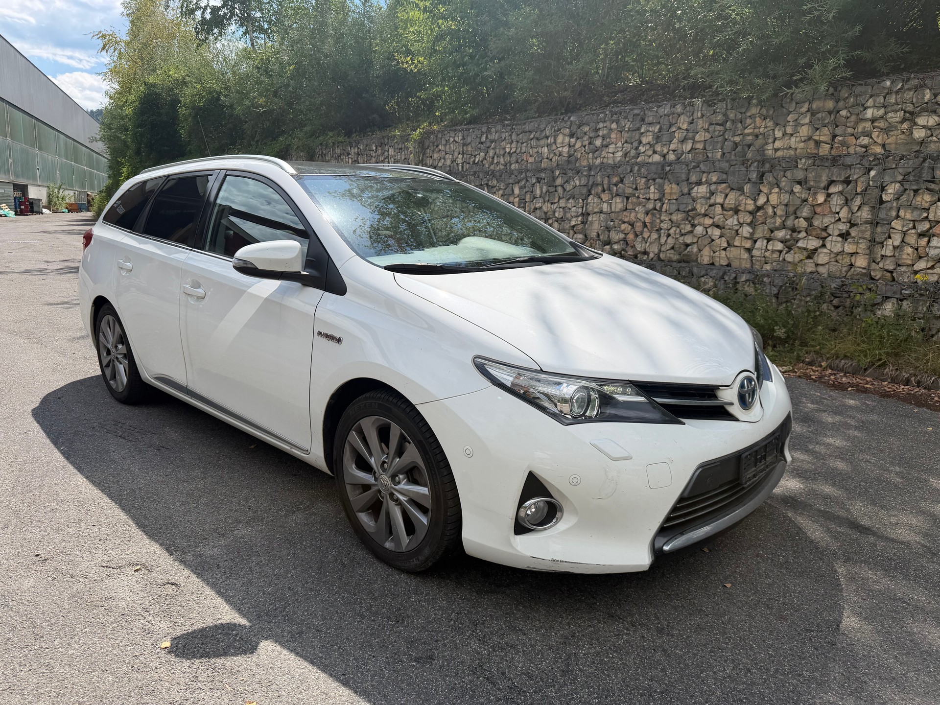 TOYOTA Auris Touring Sports 1.8 16V HSD Linea Sol-image-0