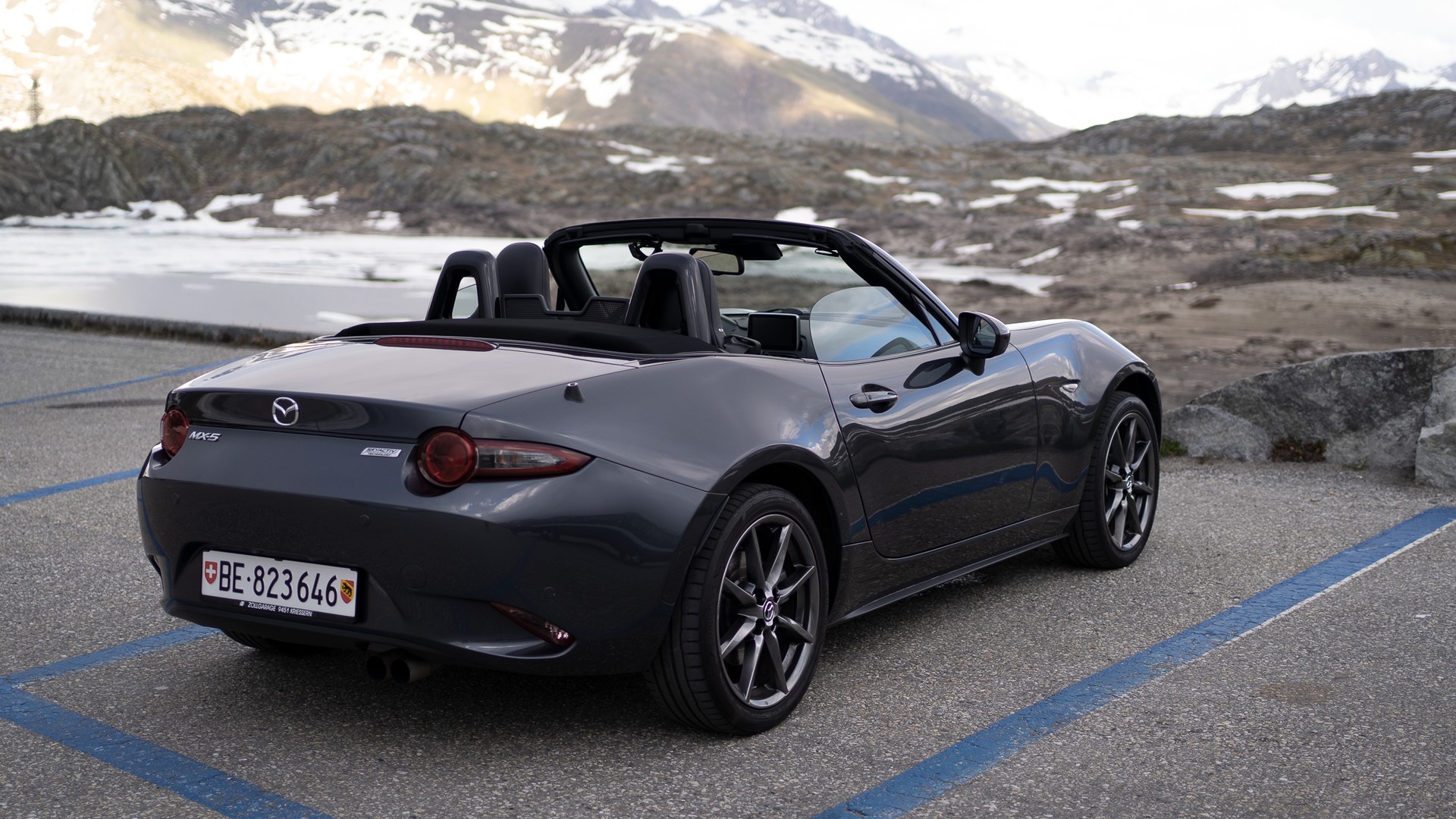MAZDA 2.0 Revolution-image-2