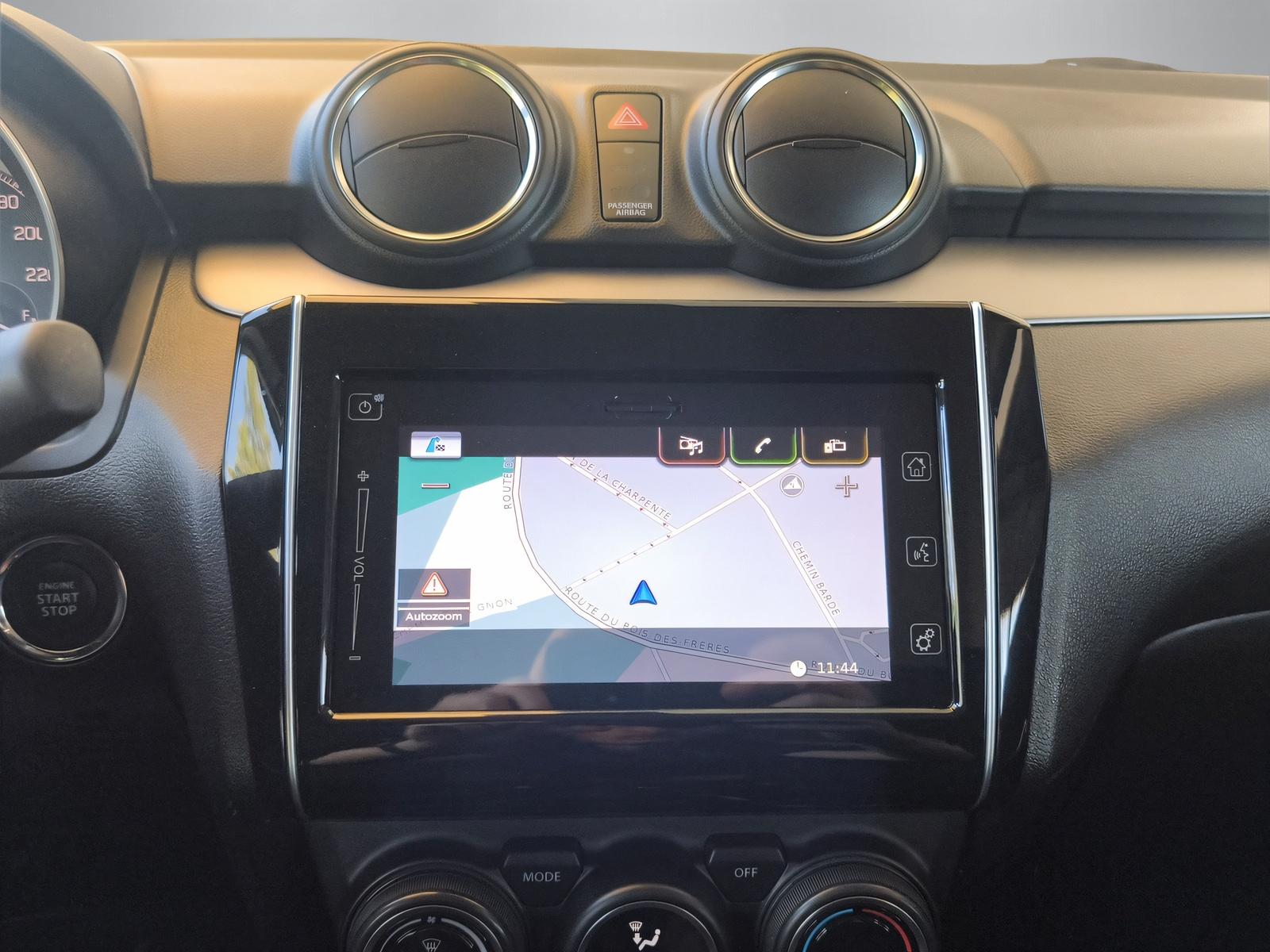 SUZUKI Swift 1.2 Compact Top Hybrid-image-8