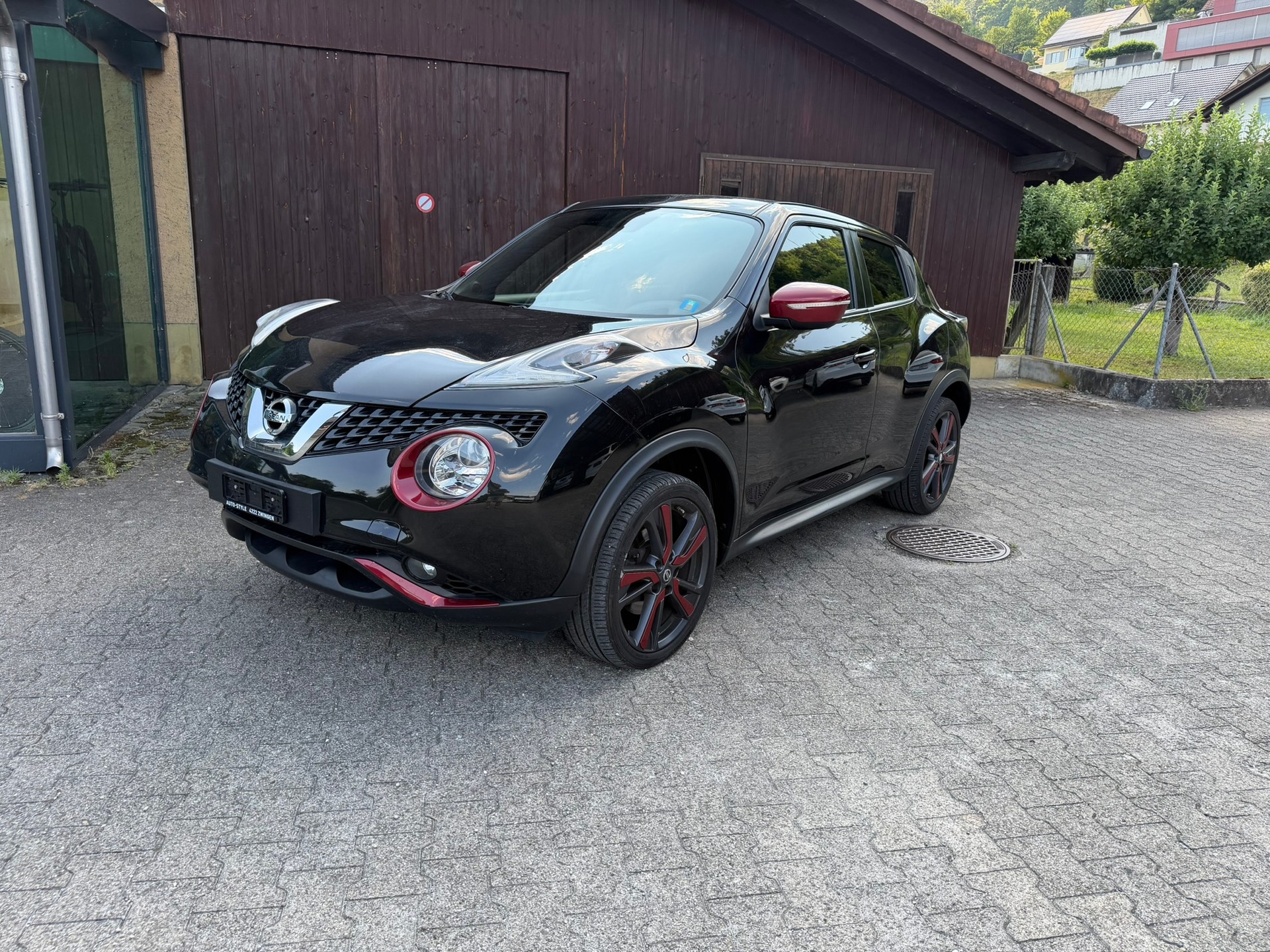 NISSAN Juke 1.6 DIG-T tekna 4x4 Xtronic M-CVT-image-0